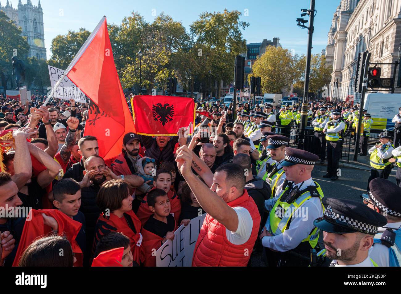 Gli albanesi con sede a Londra sono venuti fuori in grande dopo che Suella Braverman ha implicato che gli albanesi che sono venuti nel Regno Unito sono criminali Foto Stock