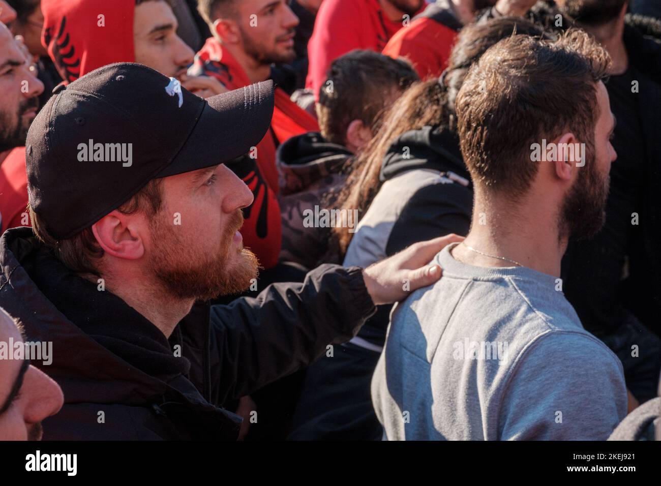 Gli albanesi con sede a Londra sono venuti fuori in grande dopo che Suella Braverman ha implicato che gli albanesi che sono venuti nel Regno Unito sono criminali Foto Stock