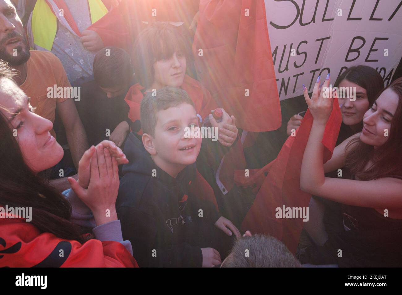 Gli albanesi con sede a Londra sono venuti fuori in grande dopo che Suella Braverman ha implicato che gli albanesi che sono venuti nel Regno Unito sono criminali Foto Stock