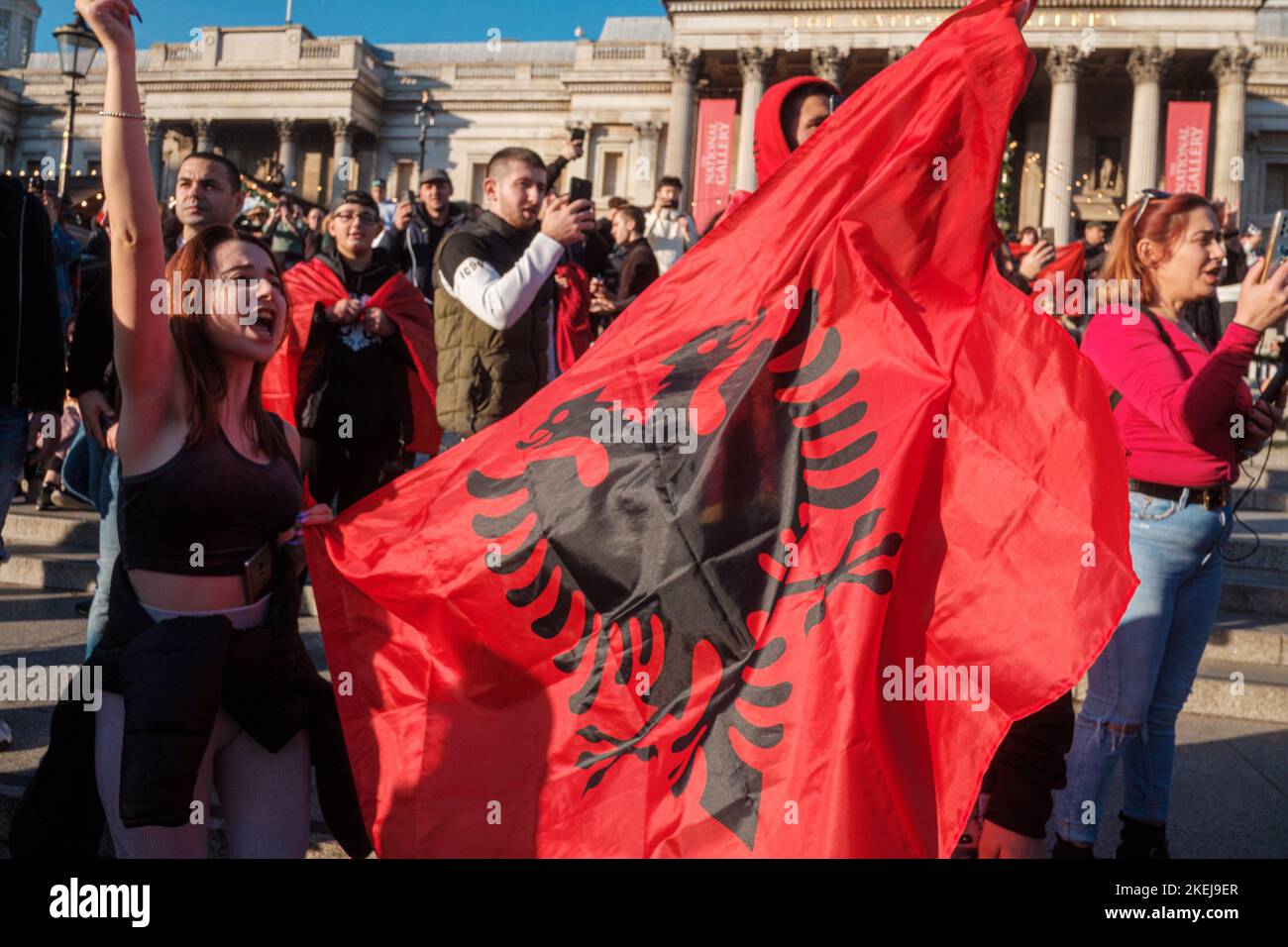 Gli albanesi con sede a Londra sono venuti fuori in grande dopo che Suella Braverman ha implicato che gli albanesi che sono venuti nel Regno Unito sono criminali Foto Stock