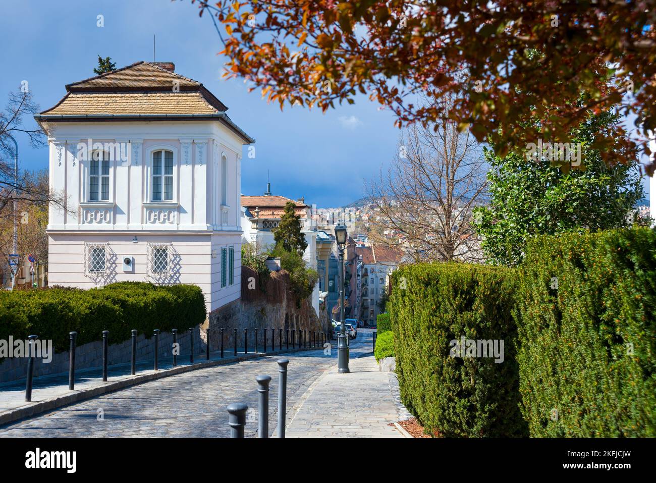 Ostrom strada nella città vecchia di Budapest Foto Stock