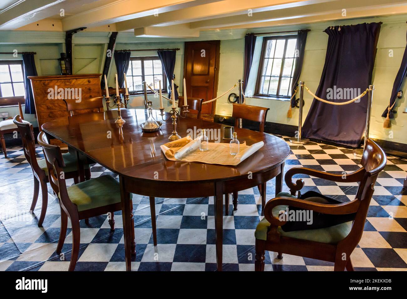 La cabina del capitano sulla fregata HMS Unicorn. Costruito per la Royal Navy e lanciato nel 1824. West Victoria Dock, Dundee, Scozia, Regno Unito Foto Stock