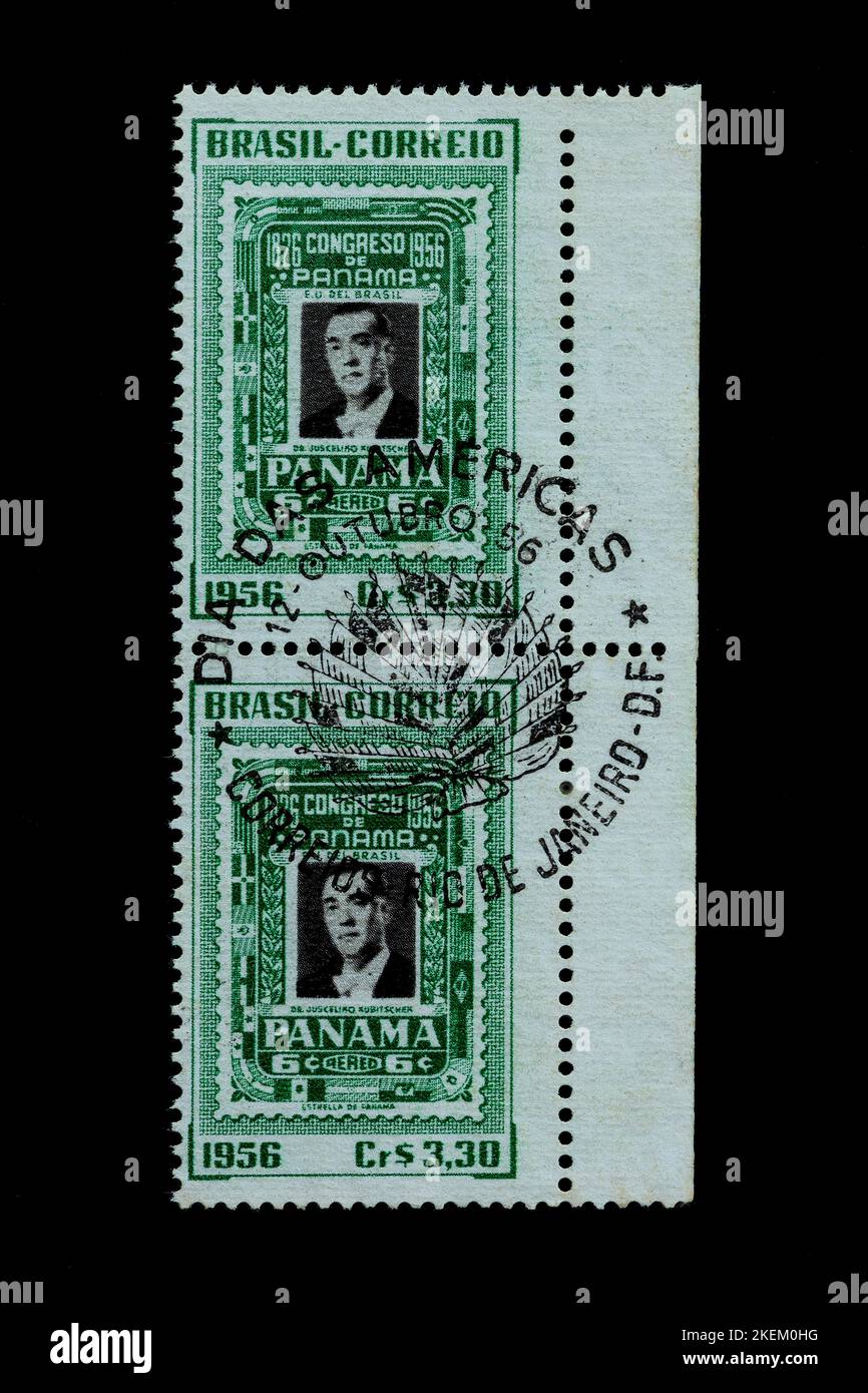 Vintage francobollo annullato dal Brasile circa 1956. Francobollo commemorativo che celebra i 50 anni dal Congresso di Panama. Valore nominale 3,30 Cruzeiro. Foto Stock