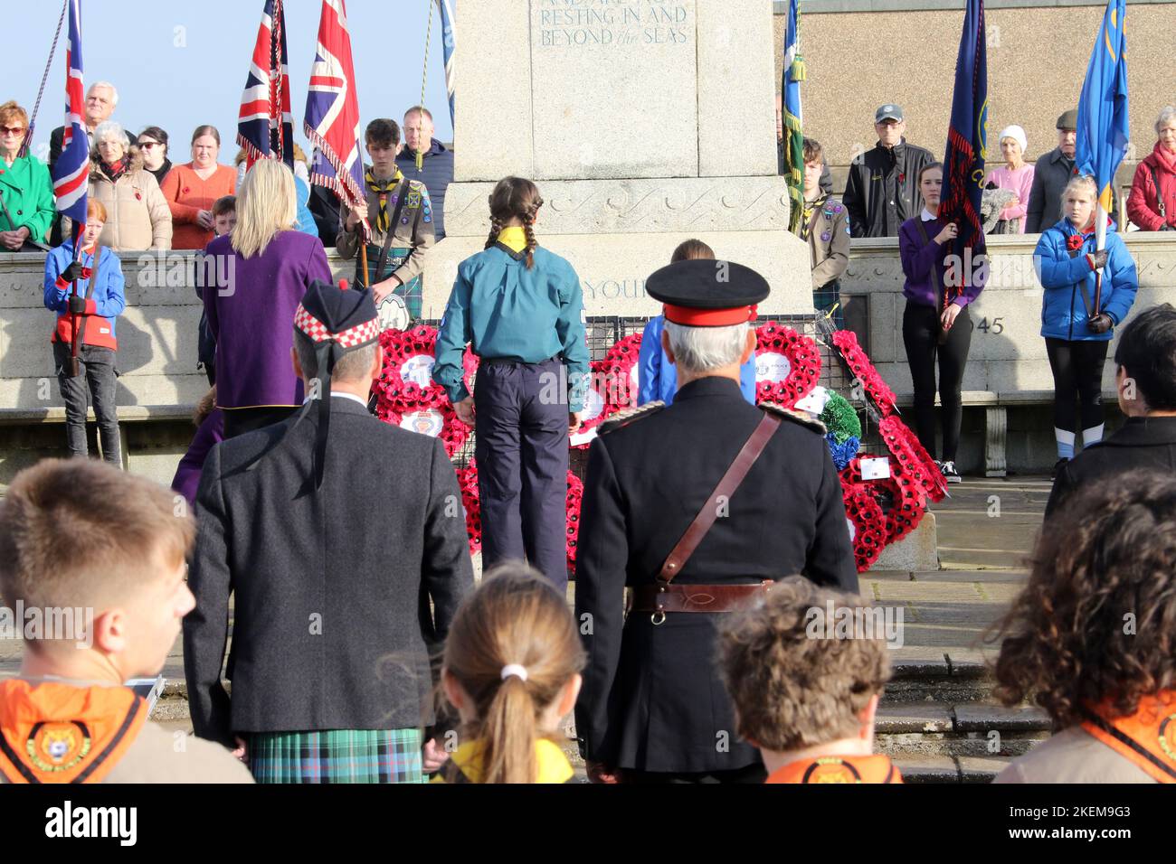 Troon, Ayrshire, Scozia, Regno Unito. 13 Nov 2022 Alamy Live News / Alister Fith Remembrance Service tenutosi presso il Centotaph Tron alla presenza di rappresentanti delle forze armate. Gruppi giovanili e servizi di emergenza Credit: Alister Firth/Alamy Live News Foto Stock