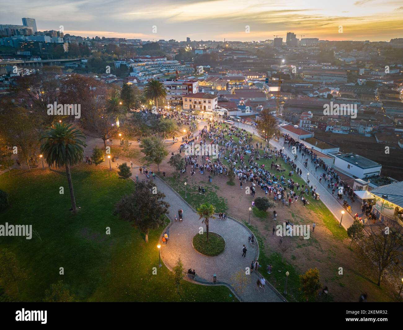 Giardino di Morro vicino al ponte sul fiume Douro a Porto, Portogallo Foto Stock