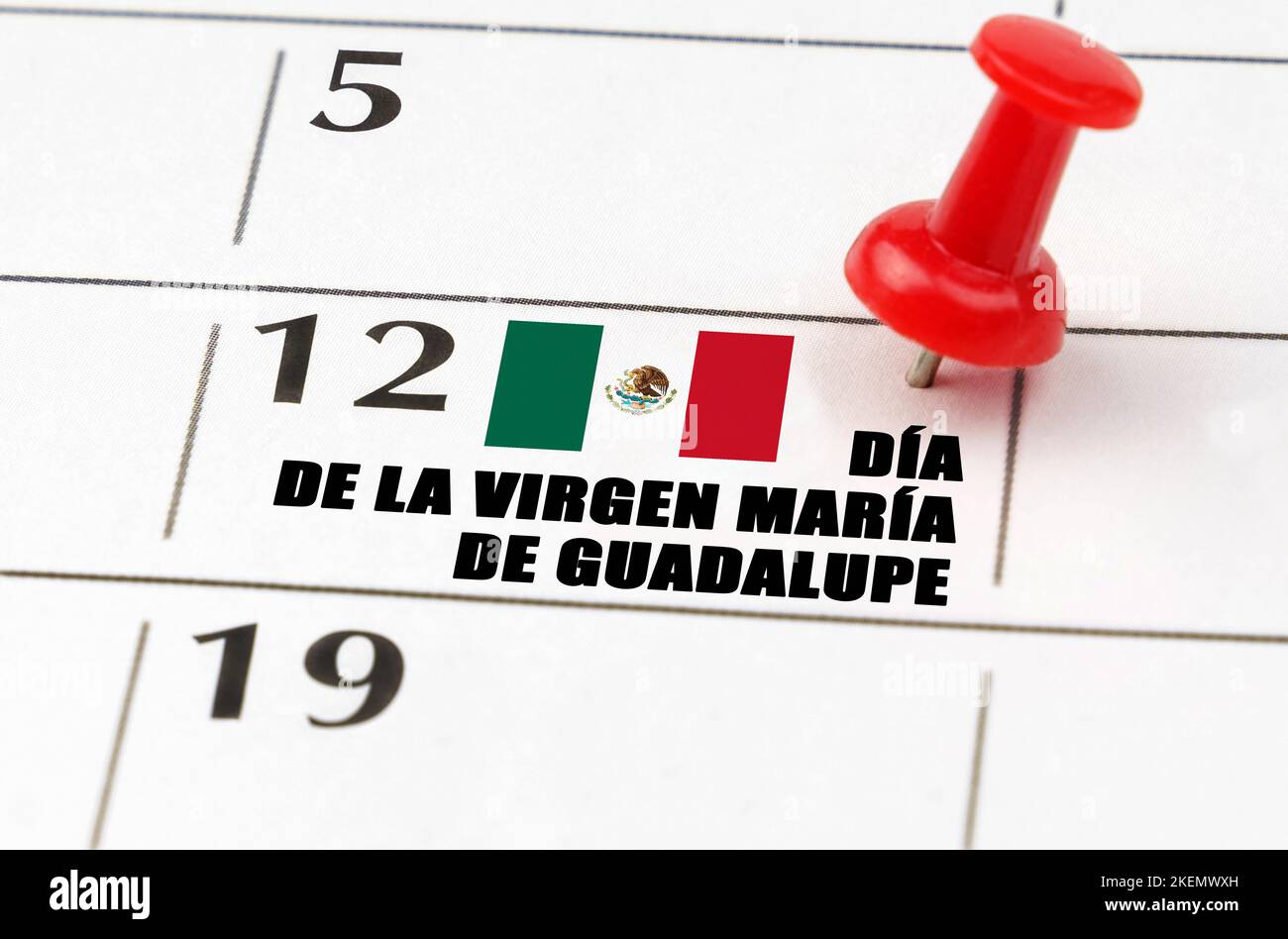 Vacanze. Sulla griglia del calendario, la data e il nome della festa - Giornata Internazionale della neutralità Foto Stock