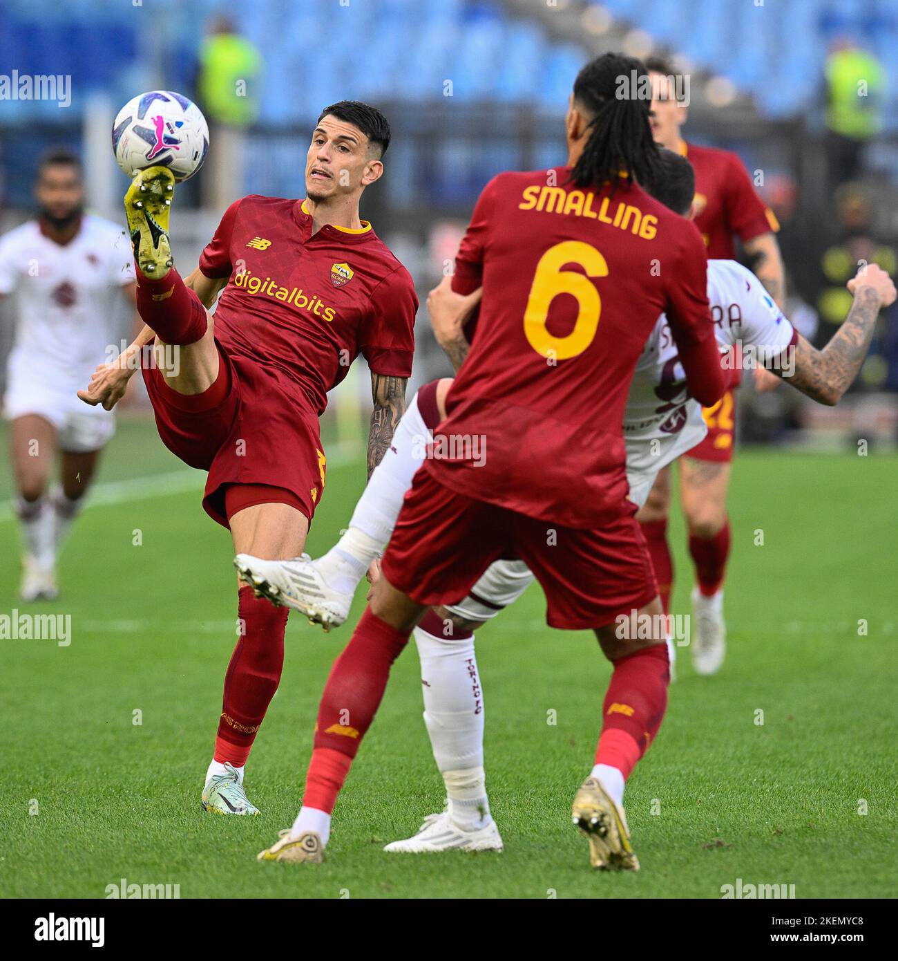 Roger Ibanez di AS Roma Serie A League 2022 2023 Match, Olimpico Stadium, Roma contro Torino 13 novembre 2022 (Photo by AllShotLive/Sipa USA) Credit: Sipa USA/Alamy Live News Foto Stock