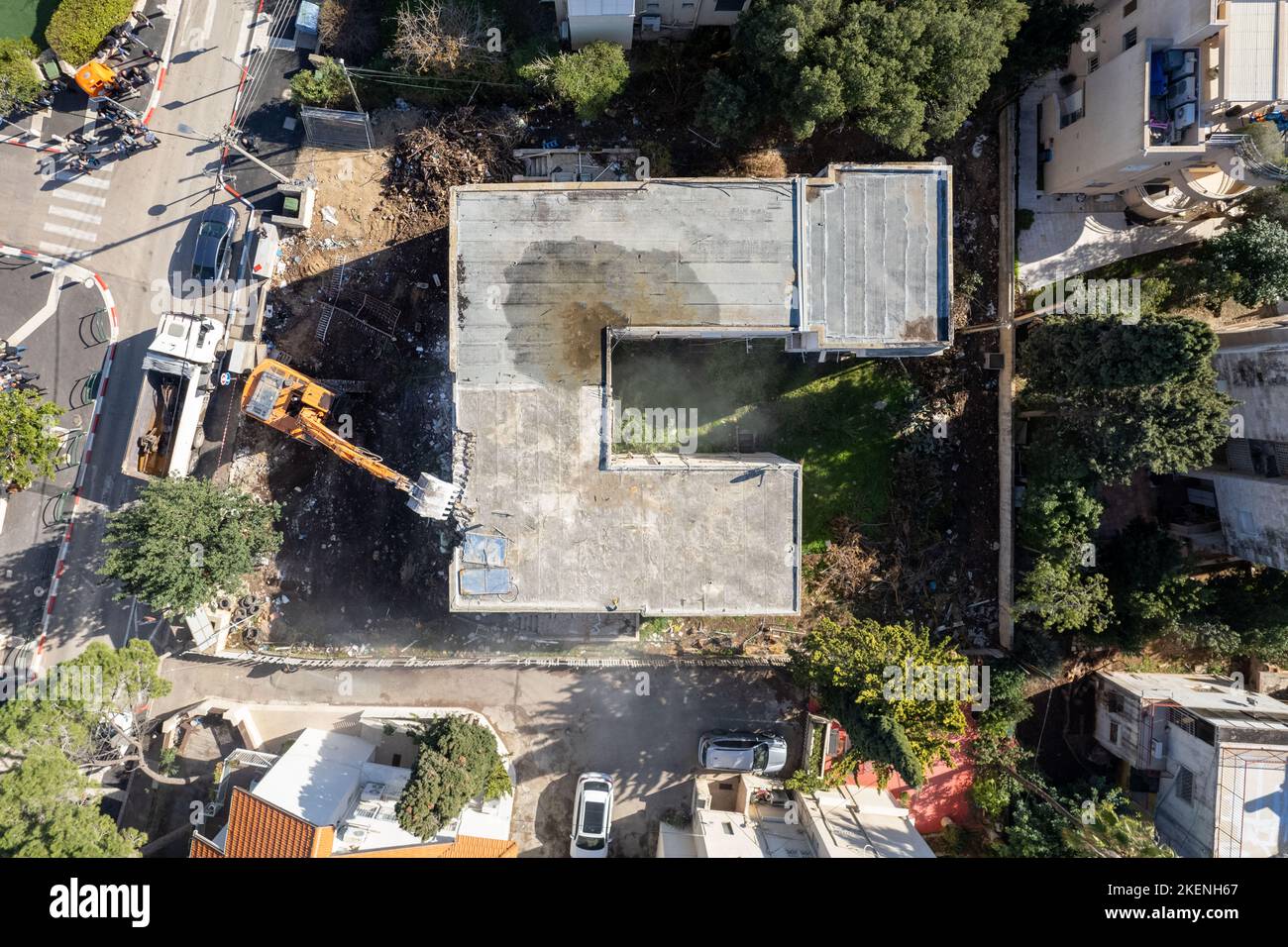 Demolizione di un edificio per nuova costruzione. Foto Stock