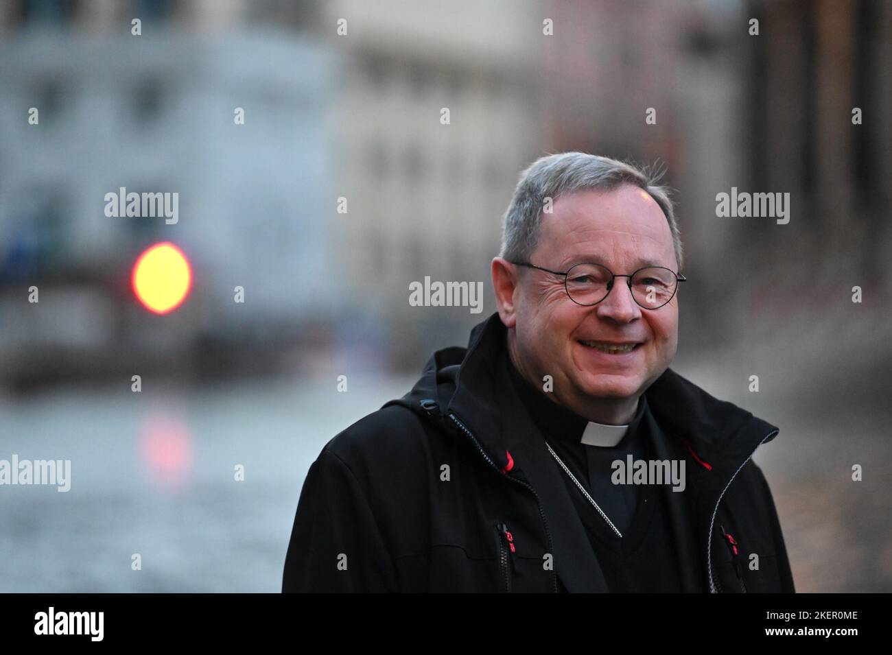 Vatikanstadt, Vaticano. 14th Nov 2022. Il Vescovo di Limburgo e il Presidente della Conferenza Episcopale tedesca Georg Bätzing si sono riuniti in Vaticano. Lunedì è iniziata la visita ad limina della Conferenza Episcopale tedesca in Vaticano, durata diversi giorni. Credit: Johannes Neudecker/dpa/Alamy Live News Foto Stock