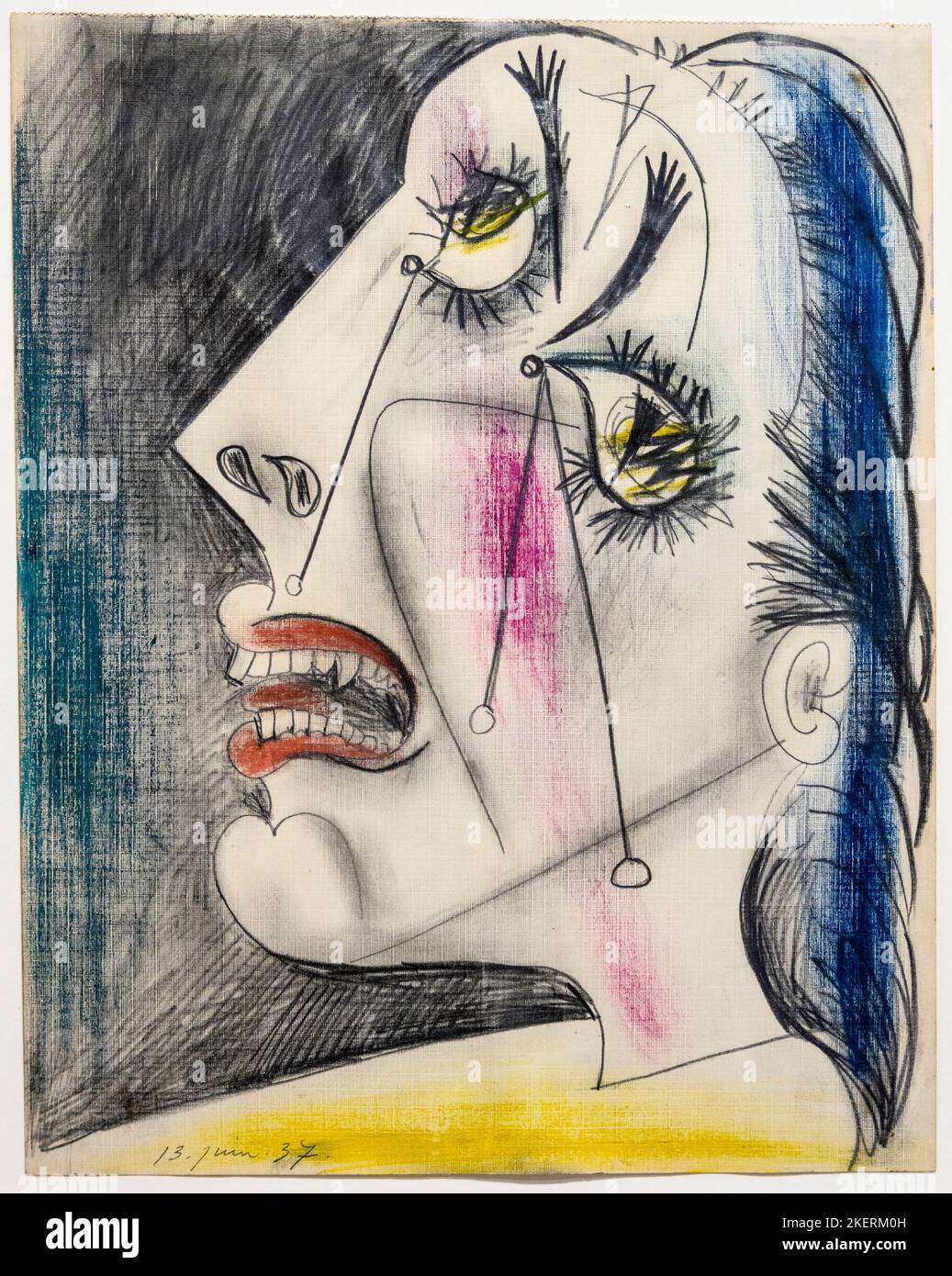 Testa piangente (VI) postscript to 'Guernica', gouache di grafite e stick di colore su carta di tessuto , 1937, dell'artista spagnolo, Pablo Picasso 1881-1973. Foto Stock