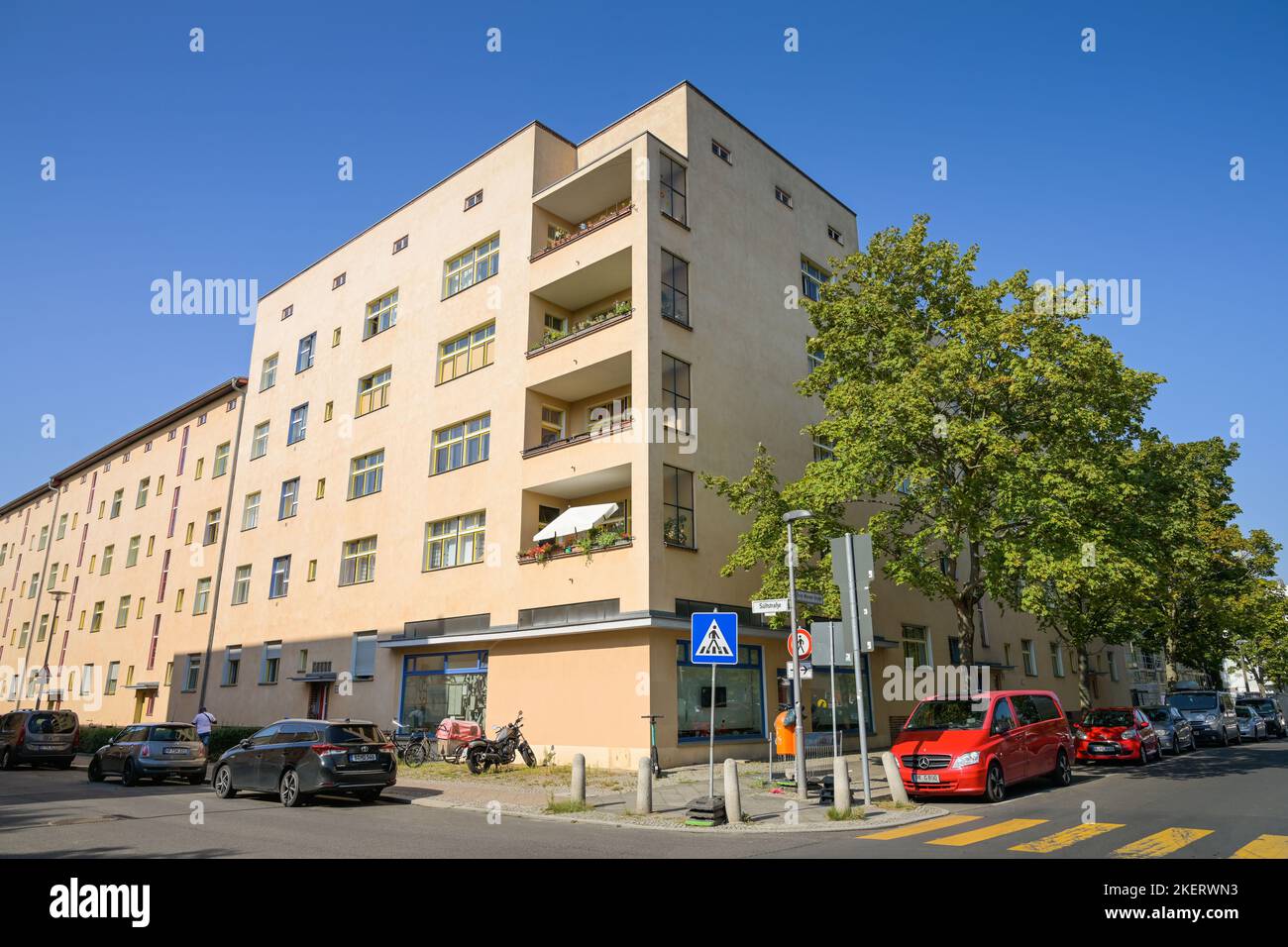 UNESCO Welterbe Siedlung, Wohnstadt Carl Legien, Erich-Weinert-Straße / Sültstraße, Prenzlauer Berg, Pankow, Berlino, Germania Foto Stock