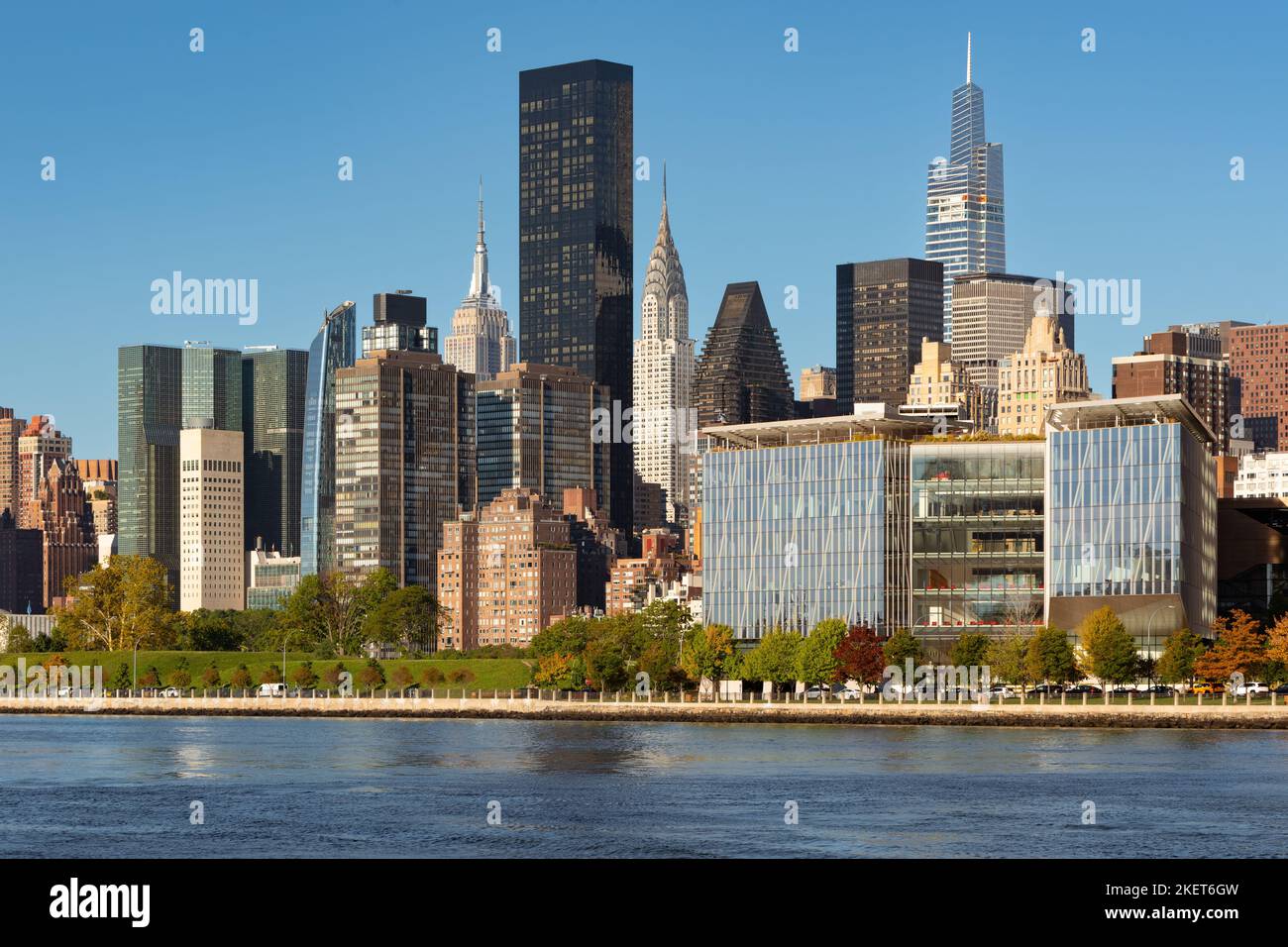 I grattacieli Upper East Side di New York City e le viste sul fiume East River. Manhattan Foto Stock