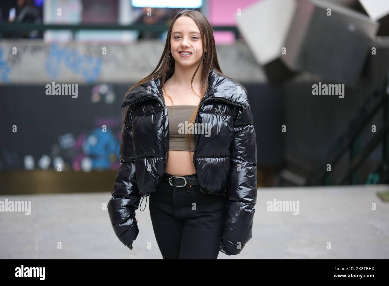 Madrid, Spagna. 14th Nov 2022. L'attrice Carla Quilez posa durante una sessione di ritratto a Plaza de los Cubos, Madrid. (Foto di Atilano Garcia/SOPA Images/Sipa USA) Credit: Sipa USA/Alamy Live News Foto Stock