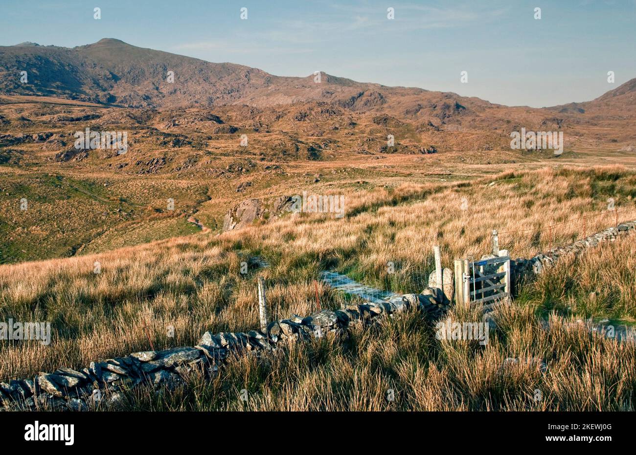Percorso Rhyd-DDU per Snowdon, Snowdonia National Park Gwynedd Galles del Nord Regno Unito, tarda primavera. Foto Stock
