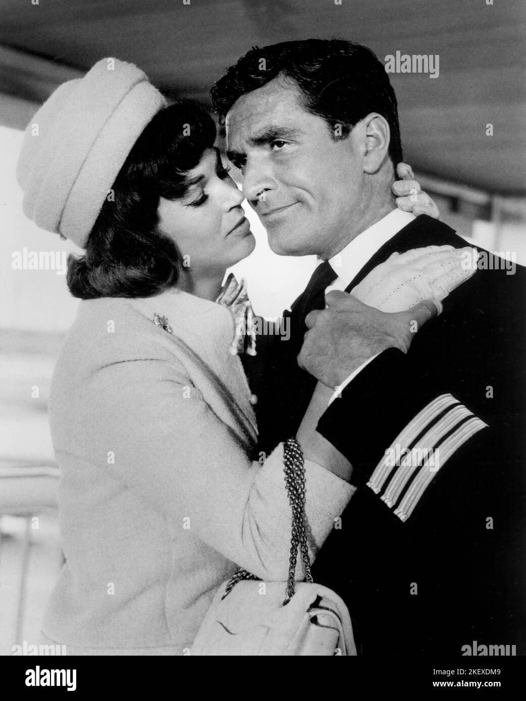 Dawn Addams, Hugh o'Brian, on-set of the Film, 'Vieni a volare con me', MGM, 1963 Foto Stock