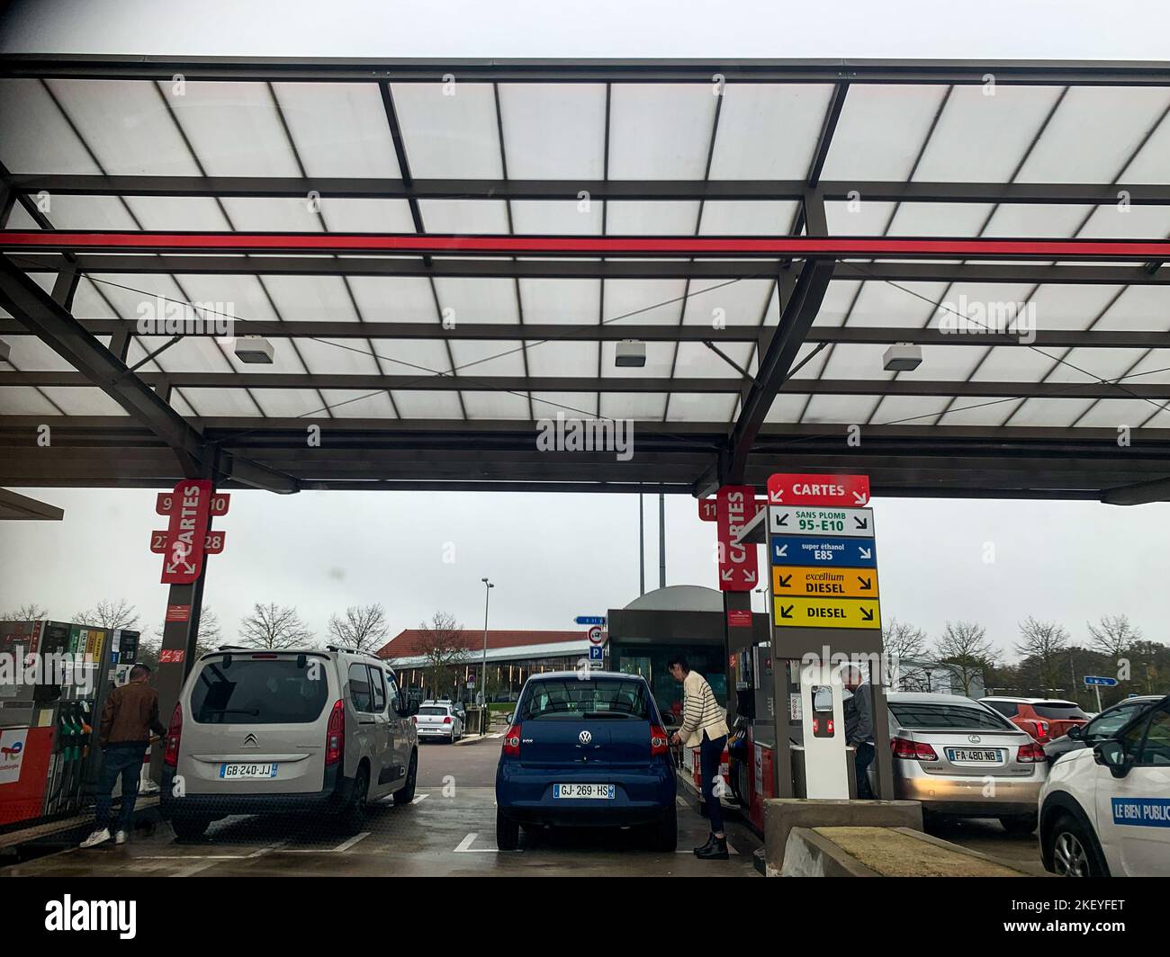 Distributore di benzina, autostrada A6, Francia Foto Stock