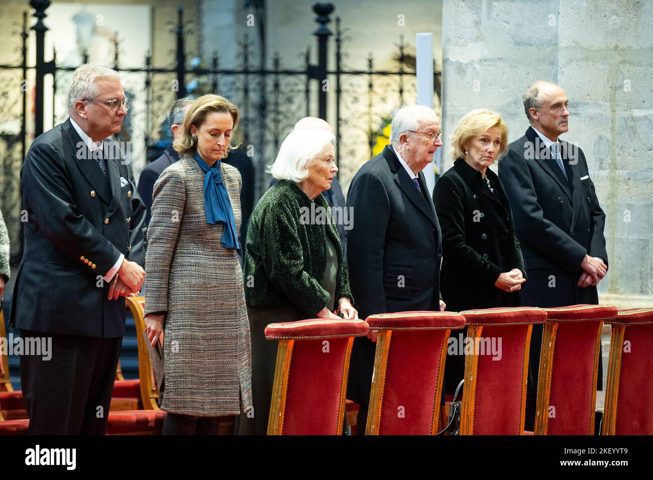 Bruxelles (Belgio), 15 novembre 2022. Il principe Laurent del Belgio, la principessa Claire del Belgio, la regina Paola del Belgio, il re Alberto II del Belgio, la principessa Astrid del Belgio e il principe Lorenz del Belgio, raffigurati durante la messa di te Deum, in occasione della festa del re, nella Cattedrale di San Michele e di San Gudula (Cathedral Saints Michel et Gudule / Sint-Michiels- en Sint-Goedelekathedraal), a Bruxelles, martedì 15 novembre 2022. FOTO DI BELGA JAMES ARTHUR GEKIERE Foto Stock