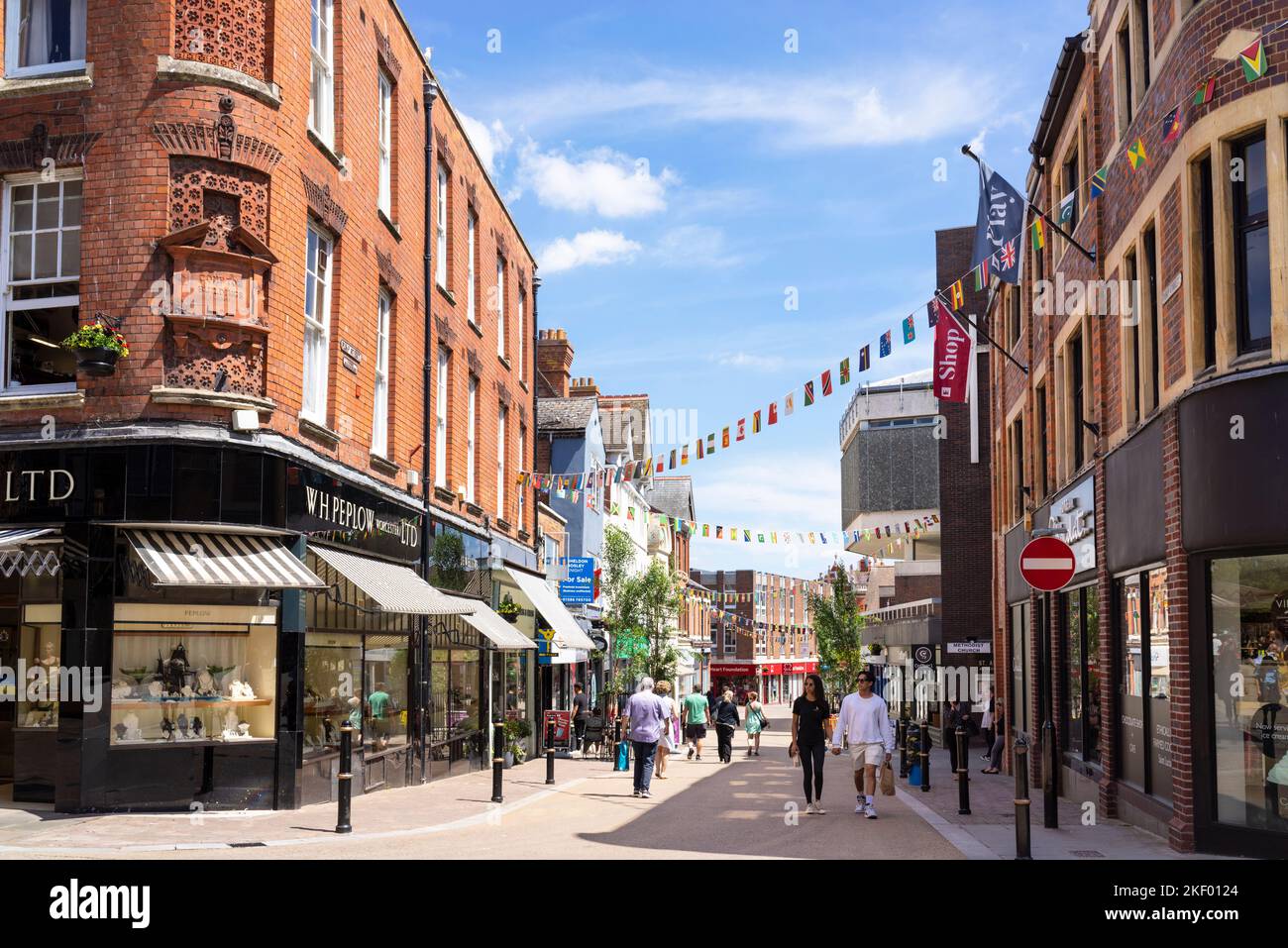 Worcester High Street Peplow all'angolo del centro di Pump Street Parellers Worcester Worcestershire Inghilterra UK GB Europe Foto Stock