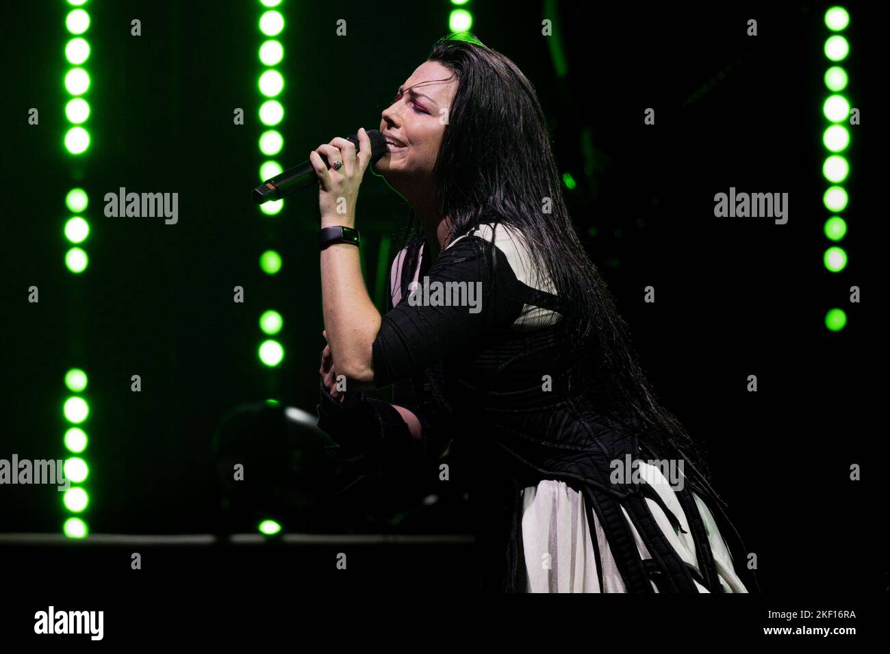 Italia 10 Novembre 2022 Evanescence - Mondi Collide Tour - live at Mediolanum Forum Assago Milano © Andrea Ripamonti / Alamy Foto Stock