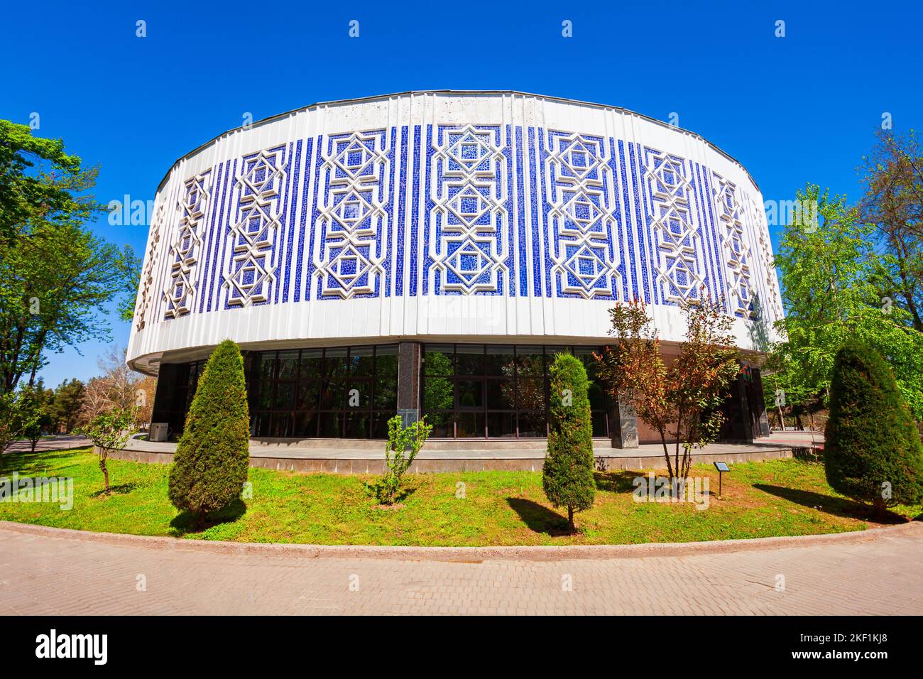 Tashkent, Uzbekistan - 11 aprile 2021: Il Museo della Gloria Olimpica è un museo a Tashkent, dedicato al movimento Olimpico, Uzbekistan Foto Stock