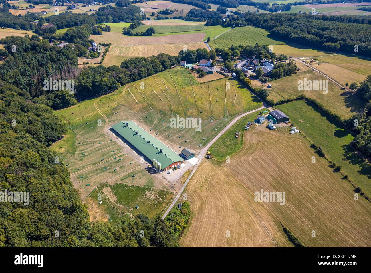 Veduta aerea, Bergerhof, fienile, Elfringhauser Schweiz, Oberstüter, Hattingen, zona della Ruhr, Renania settentrionale-Vestfalia, Germania, destinazione, DE, Europa, Gastr Foto Stock