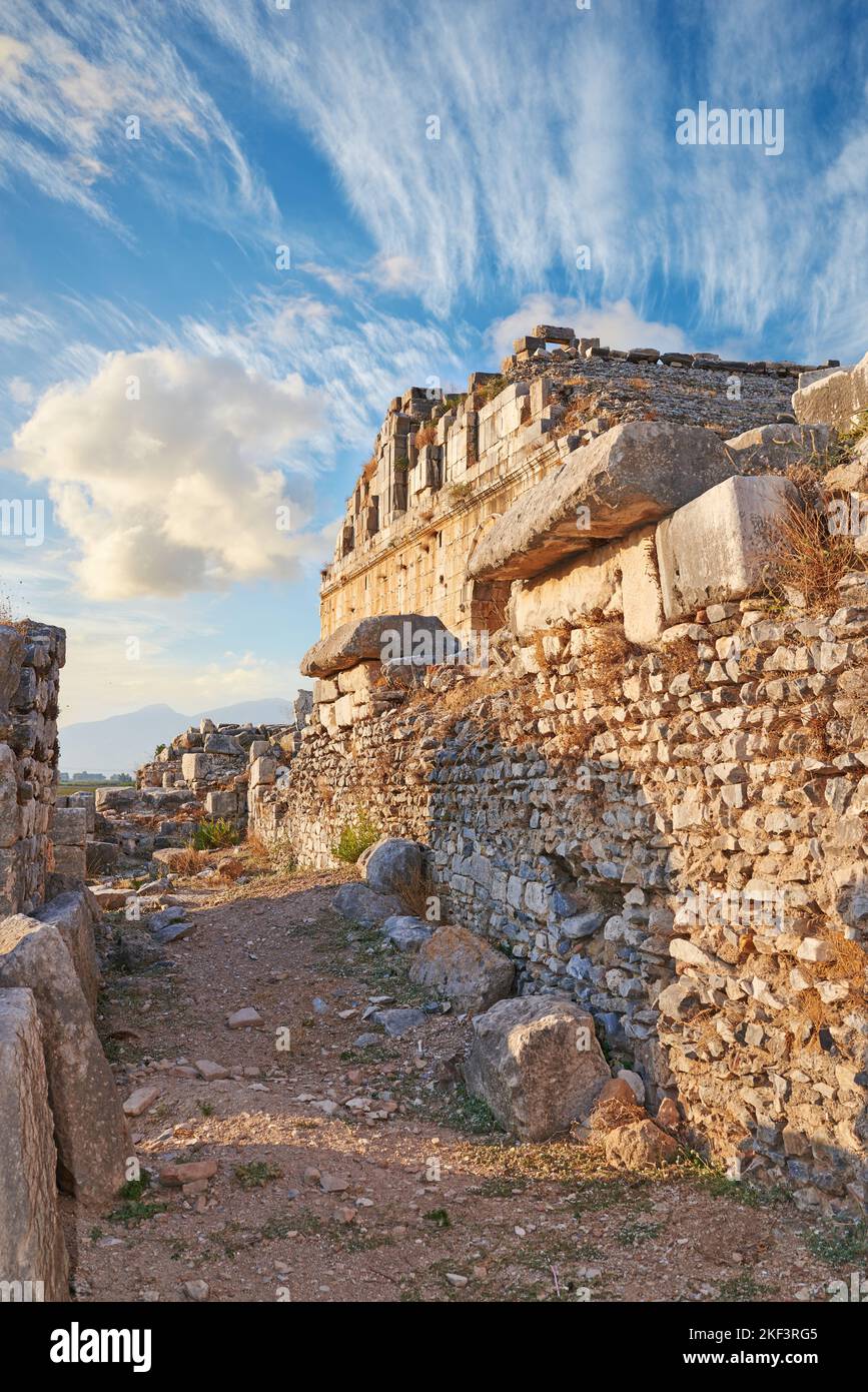 Antiche rovine in epoca moderna. Antiche rovine romane in Turchia. Foto Stock