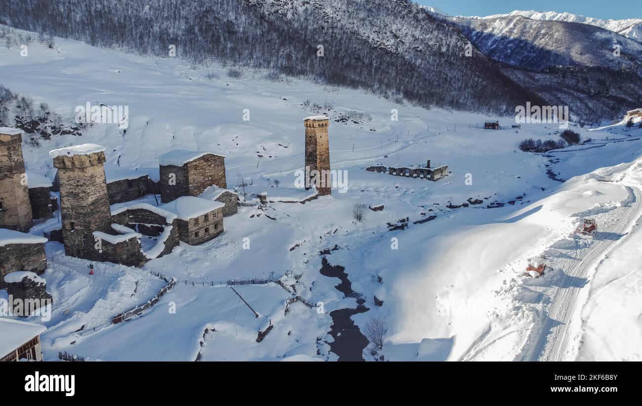 Le Torri di Svan sono il simbolo di Svanetia, è strutture difensive uniche dell'epoca dell'alto medioevo, Ushguli, Georgia Foto Stock
