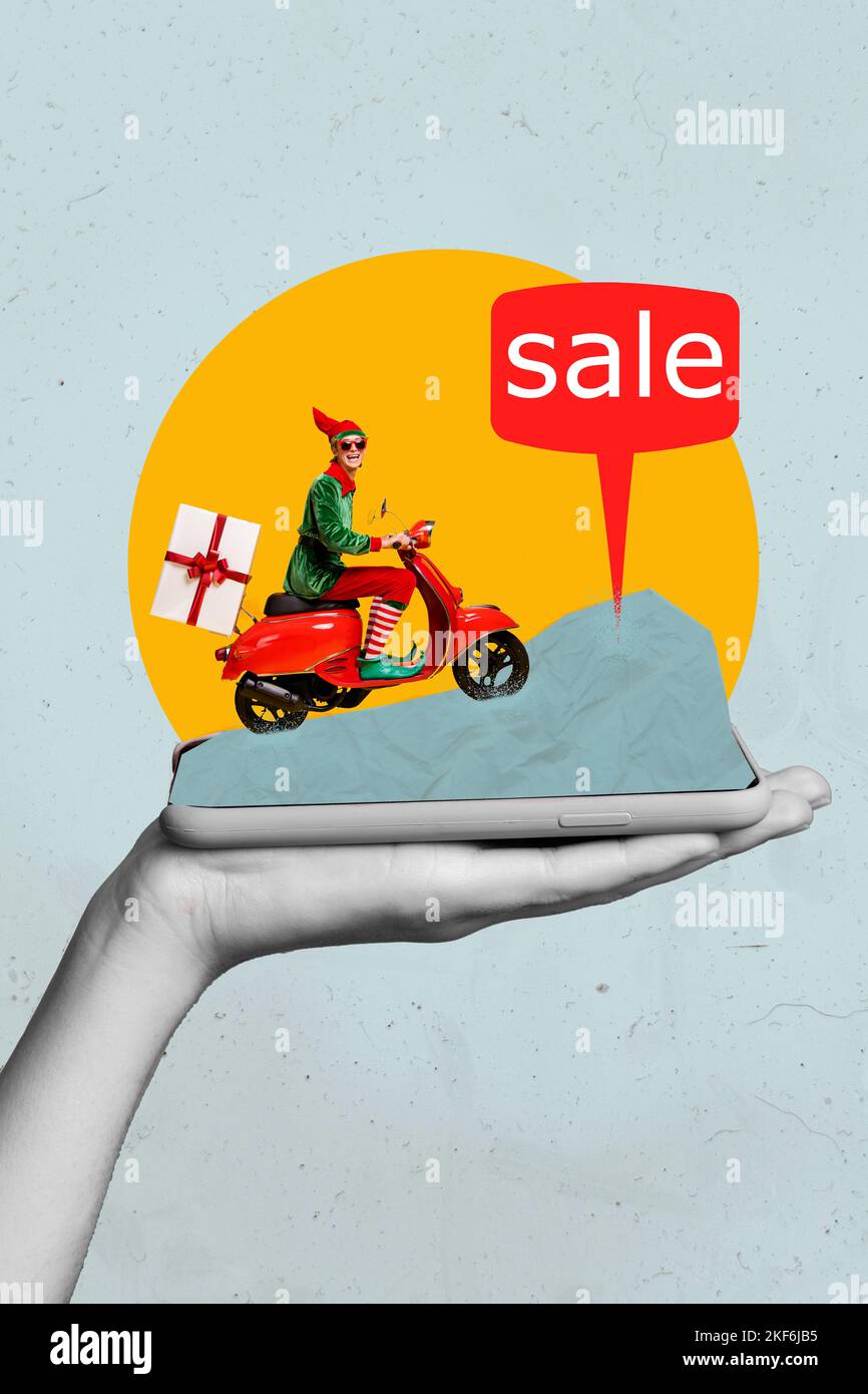 Tendenza creativa collage di divertente funky elf helper guida scooter mano dispositivo dispositivo di presa gadget schermo di consegna corriere presenta regali Foto Stock