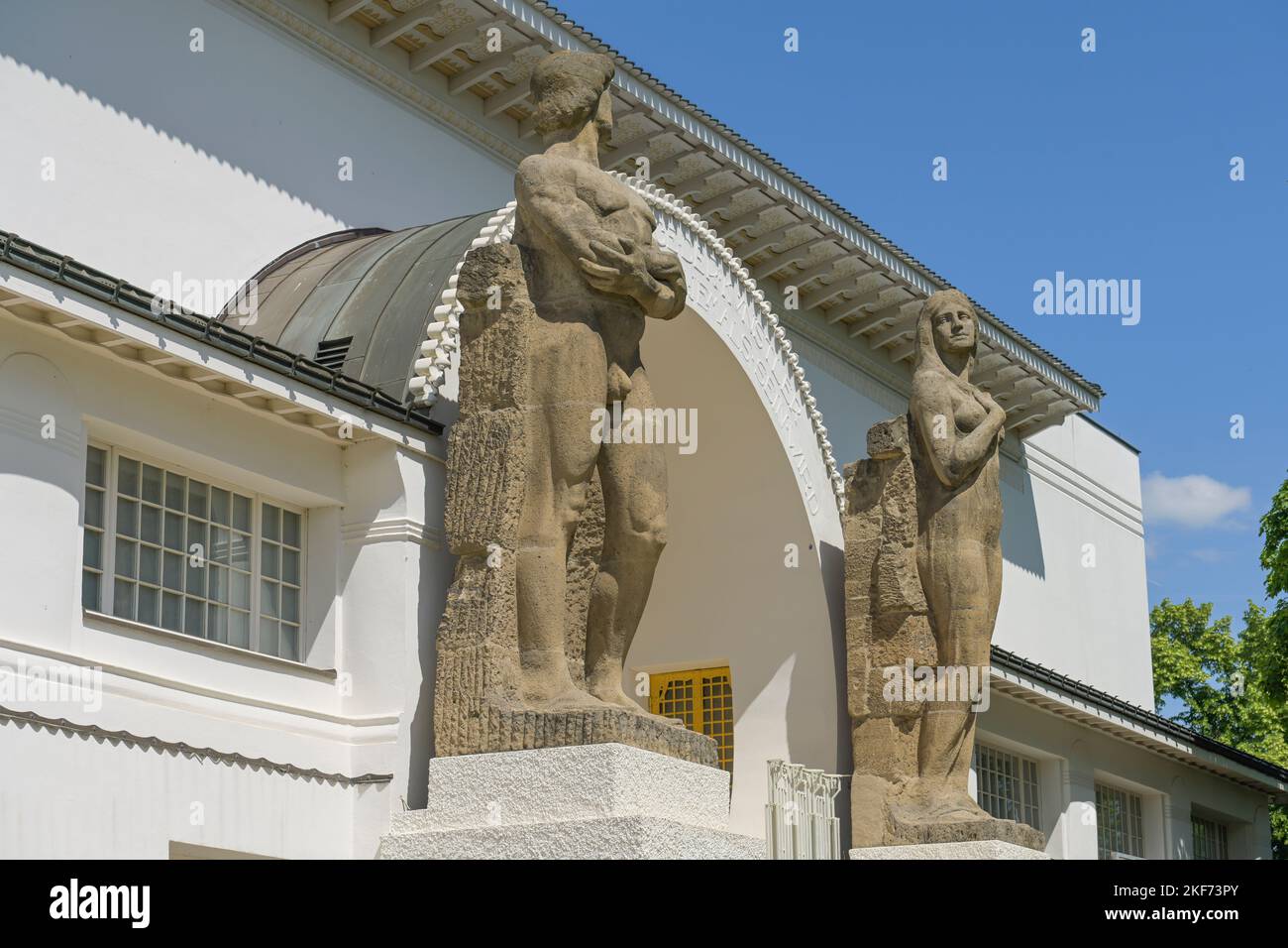 Figuren Kraft und Schönheit, Bildhauer Ludwig Habich, Ernst Ludwig-Haus, Museum Künstlerkolonie, Olbrichweg, Mathildenhöhe, Darmstadt, Hessen, Deutsch Foto Stock