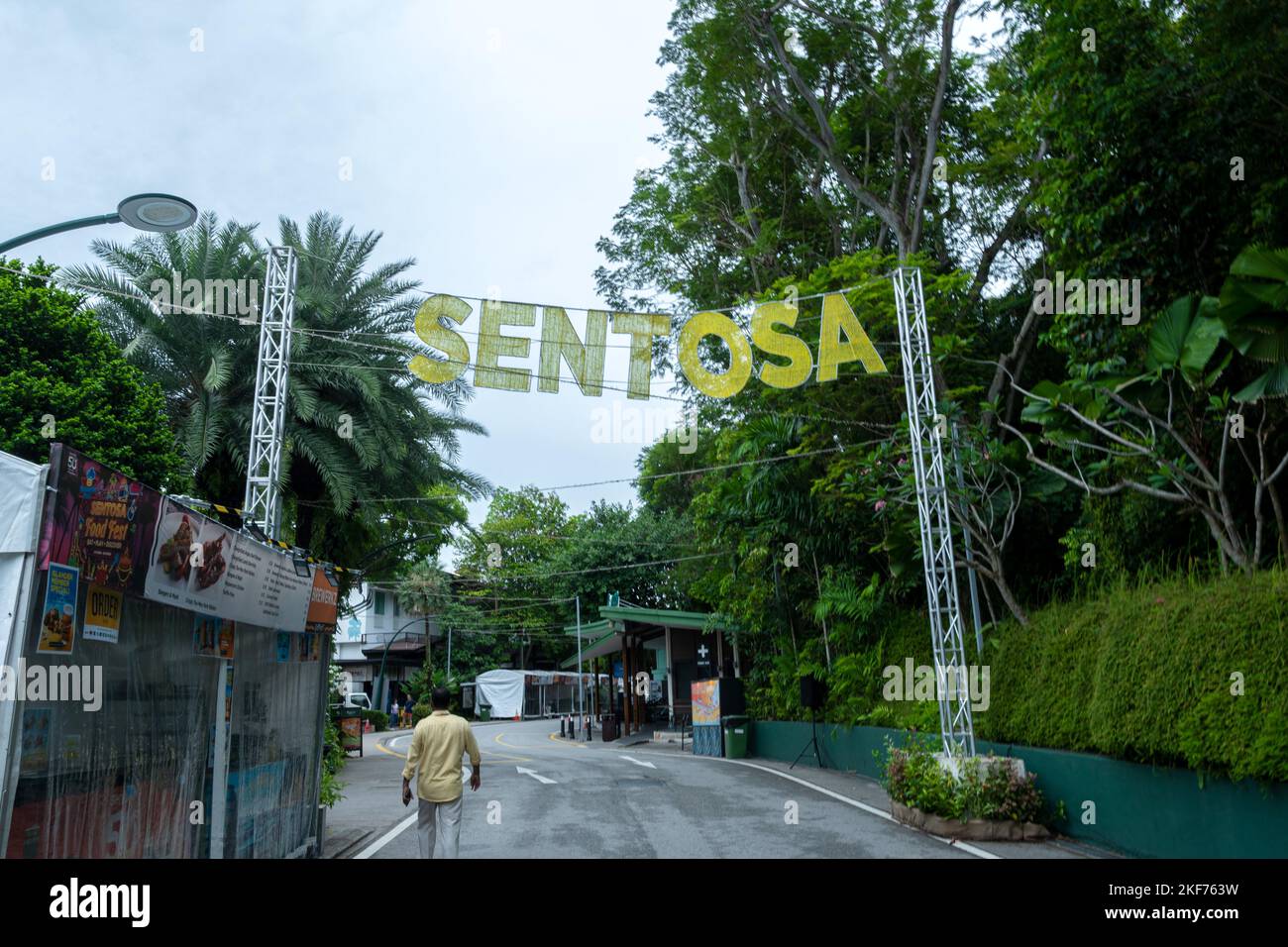 Singapore - 05 ottobre 2022: Spiaggia di Siloso sull'isola di Sentosa Singapore Foto Stock