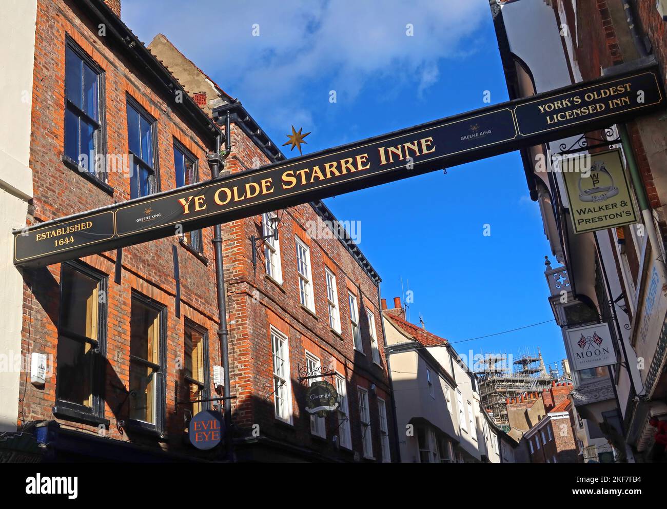 Ye Olde Starre Inne, 40 Stonegate, York, Yorkshire, Inghilterra, REGNO UNITO, YO1 8AS Foto Stock