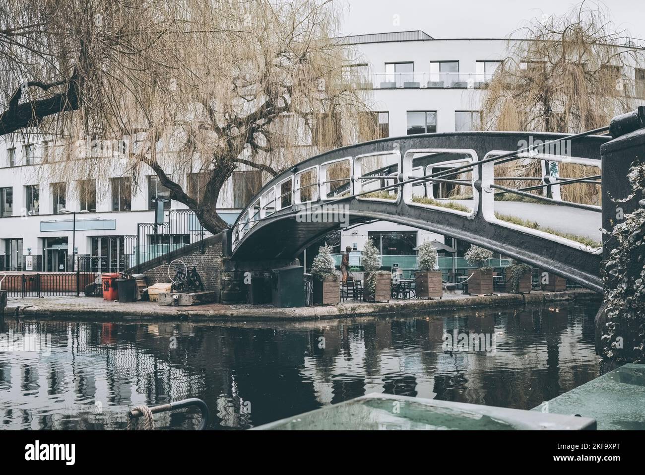 Ponte sul Regent's Canal, Camden Town, Londra Foto Stock Ponte sul Regent's Canal, Camden Town, Londra Foto Stock