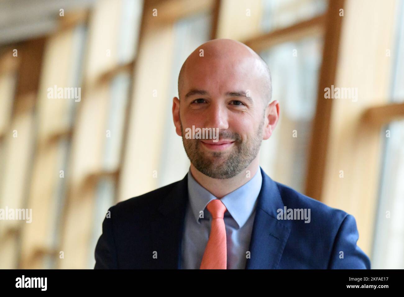 Edimburgo Scozia, Regno Unito 17 novembre 2022. Ben Macpherson, Ministro della sicurezza sociale e del Governo locale al Parlamento scozzese. Credit sst/alamy live news Foto Stock