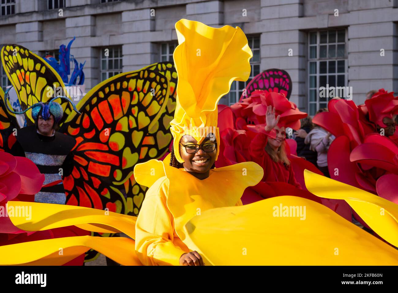 CITY OF LONDON SOLICITORS' COMPANY alla sfilata del Lord Mayor's Show nella City of London, Regno Unito. Costume colorato Foto Stock