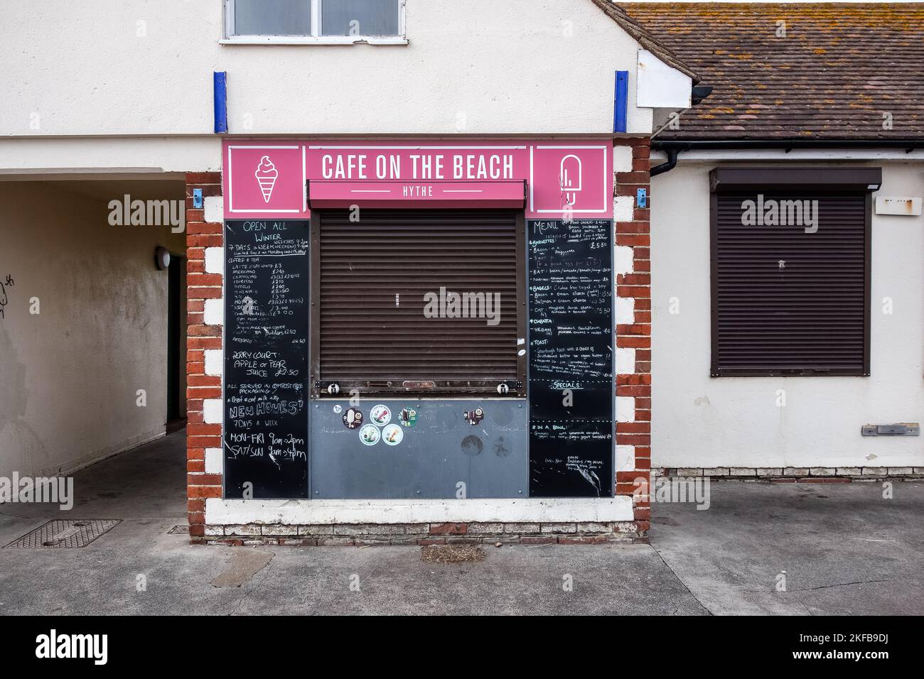 Cafe on the Beach, Marine Parade Hythe, cibo e bevande sul mare Foto Stock