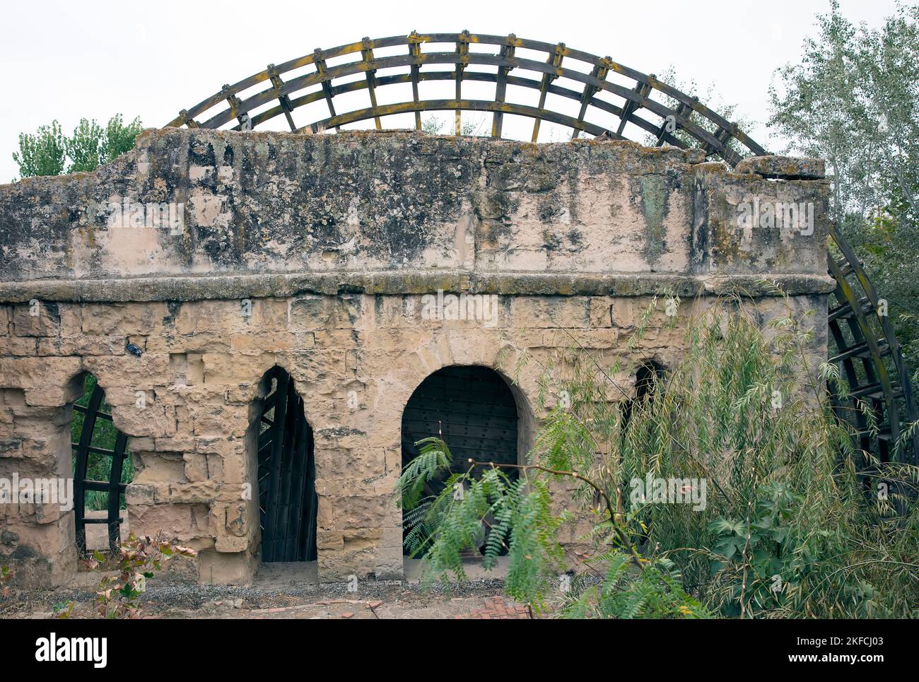 Molino de Albolafia sul fiume Guadalquivir a Cordoba, Andalusia, Spagna Foto Stock