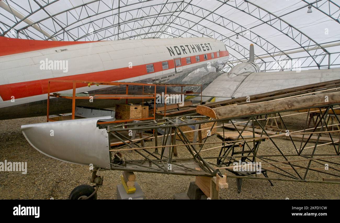 CF-BZI Douglas C-47A (DC-3) Northwest Territorial Airways The Hangar Flight Museum Calgary Alberta Foto Stock