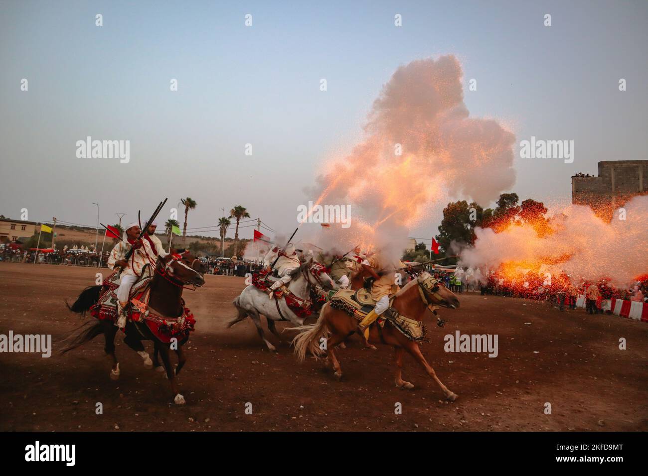 L'antica tradizione del popolo berbero - Fantasy show in Marocco Foto Stock