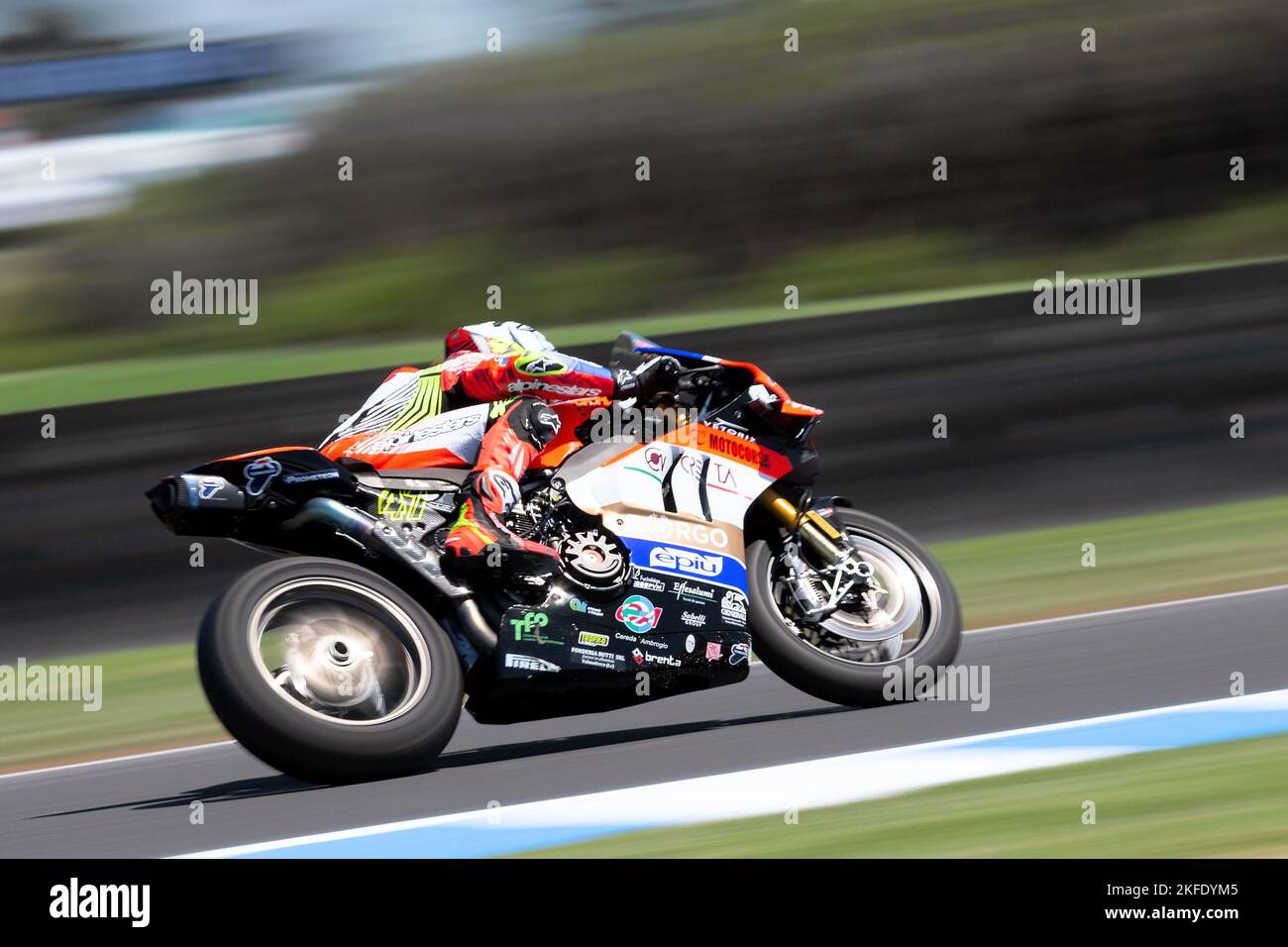 Phillip Island, Australia, 18 novembre 2022. Axel Bassani d'Italia sulla Motocorsa Racing Ducati durante il Campionato Mondiale Superbike FIM 2022 al circuito di Phillip Island il 18 novembre 2022 a Phillip Island, Australia. Credit: Dave Hewison/Speed Media/Alamy Live News Foto Stock