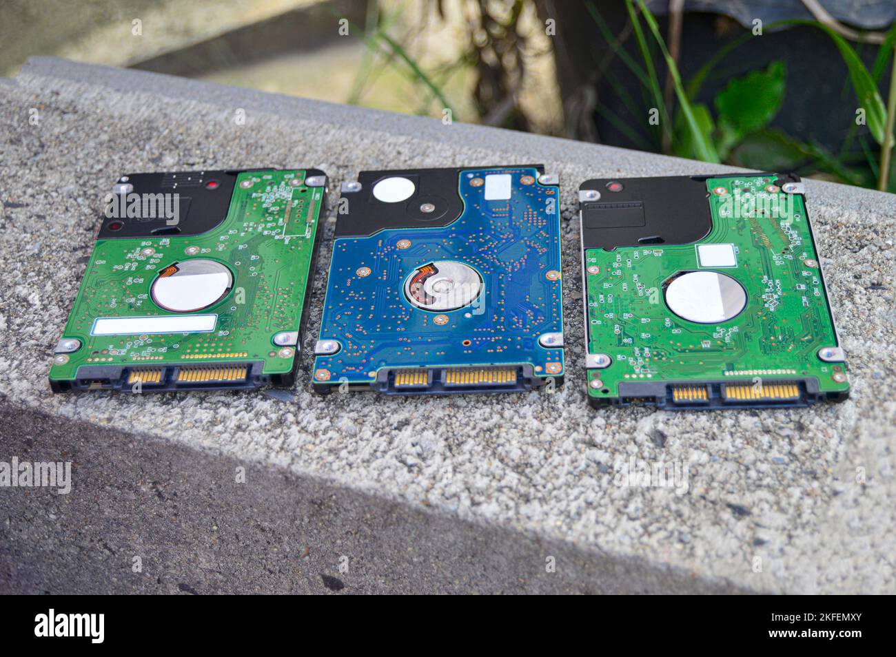 I vecchi dischi dei laptop sono obsoleti, ma anche ampiamente utilizzati Foto Stock