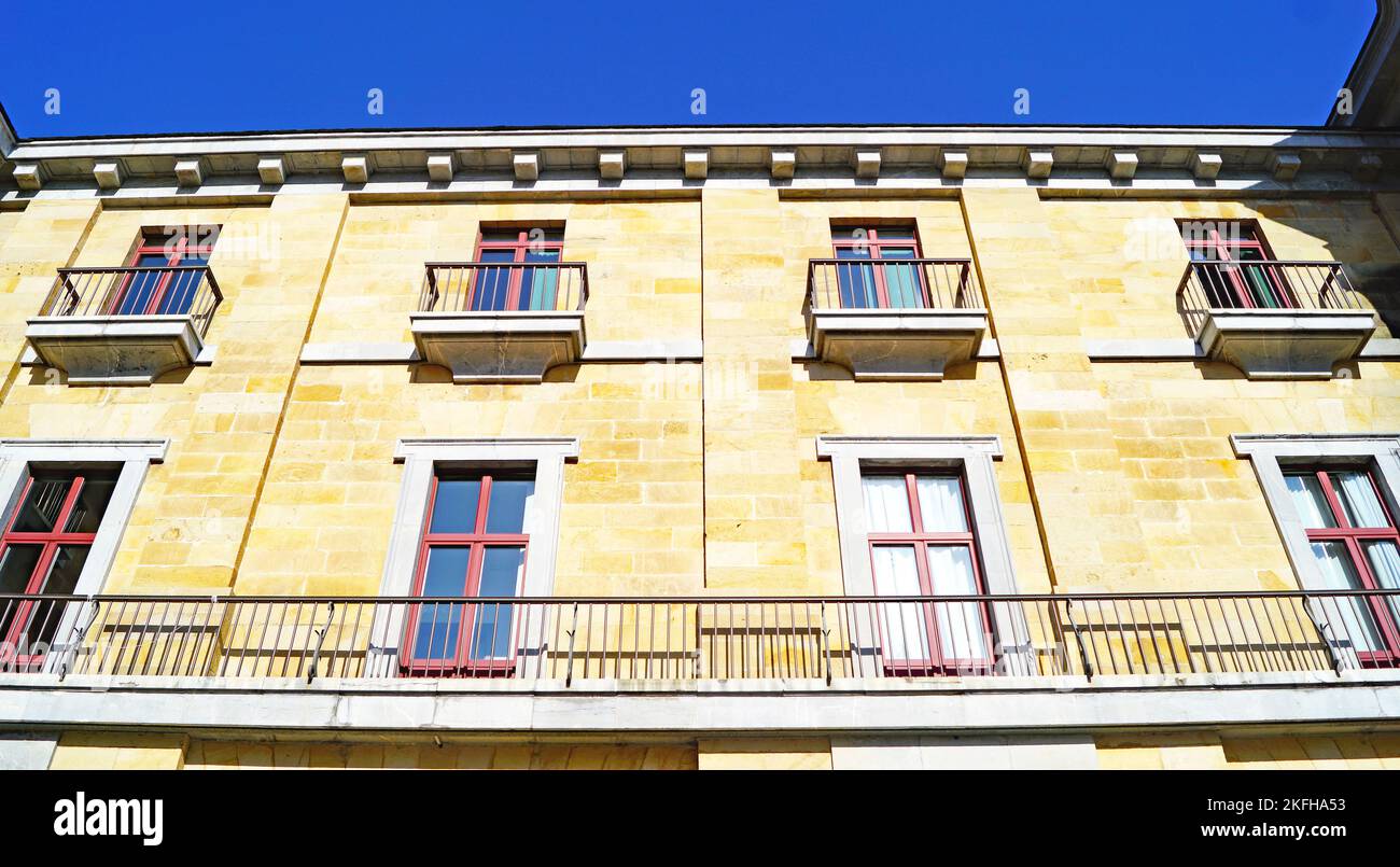 Vista dell'Università del lavoro di Gijón; Principato delle Asturie, Asturie, Spagna, Europa Foto Stock