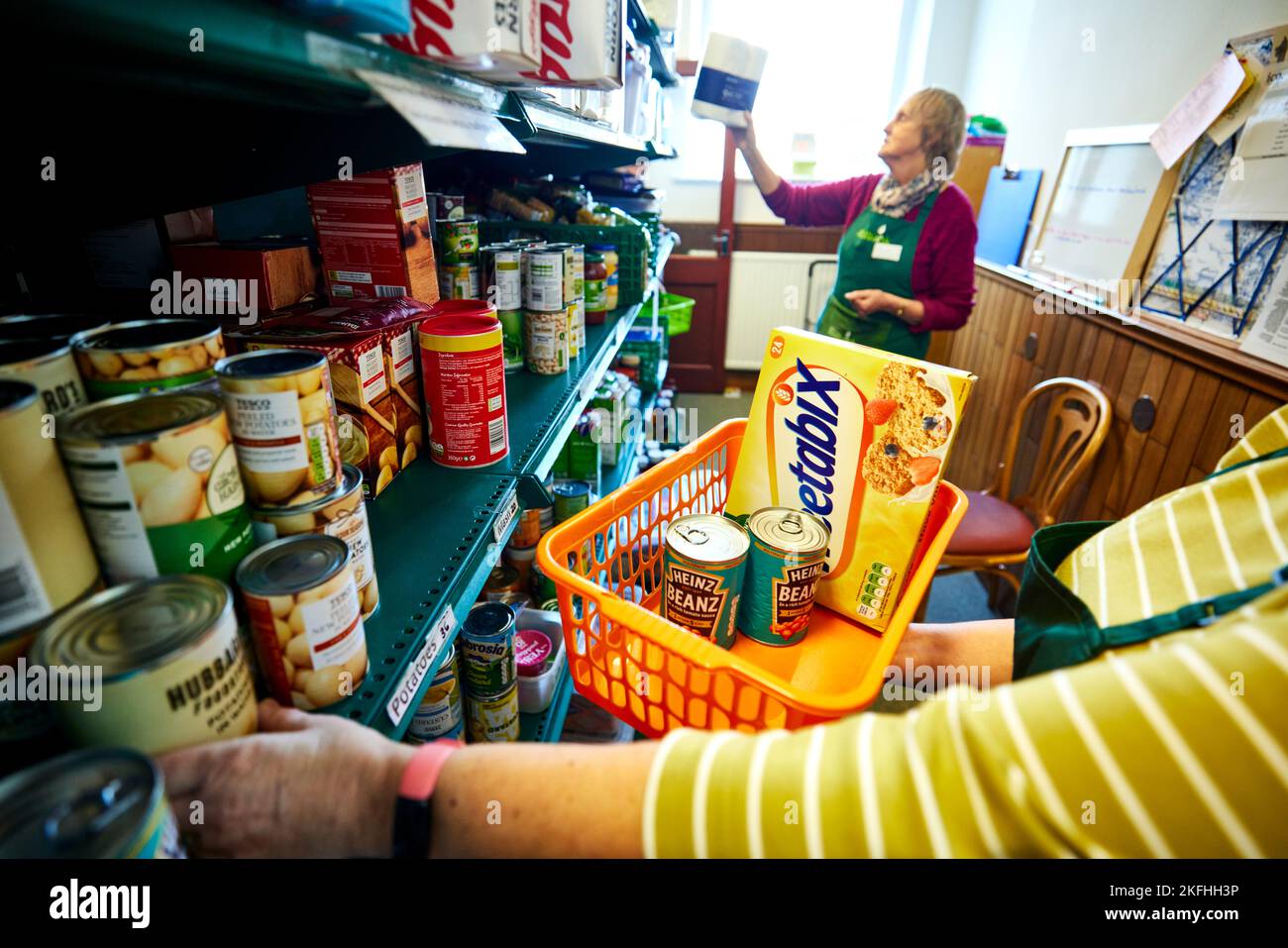 Una banca del cibo del villaggio nel Lancashire Regno Unito Foto Stock