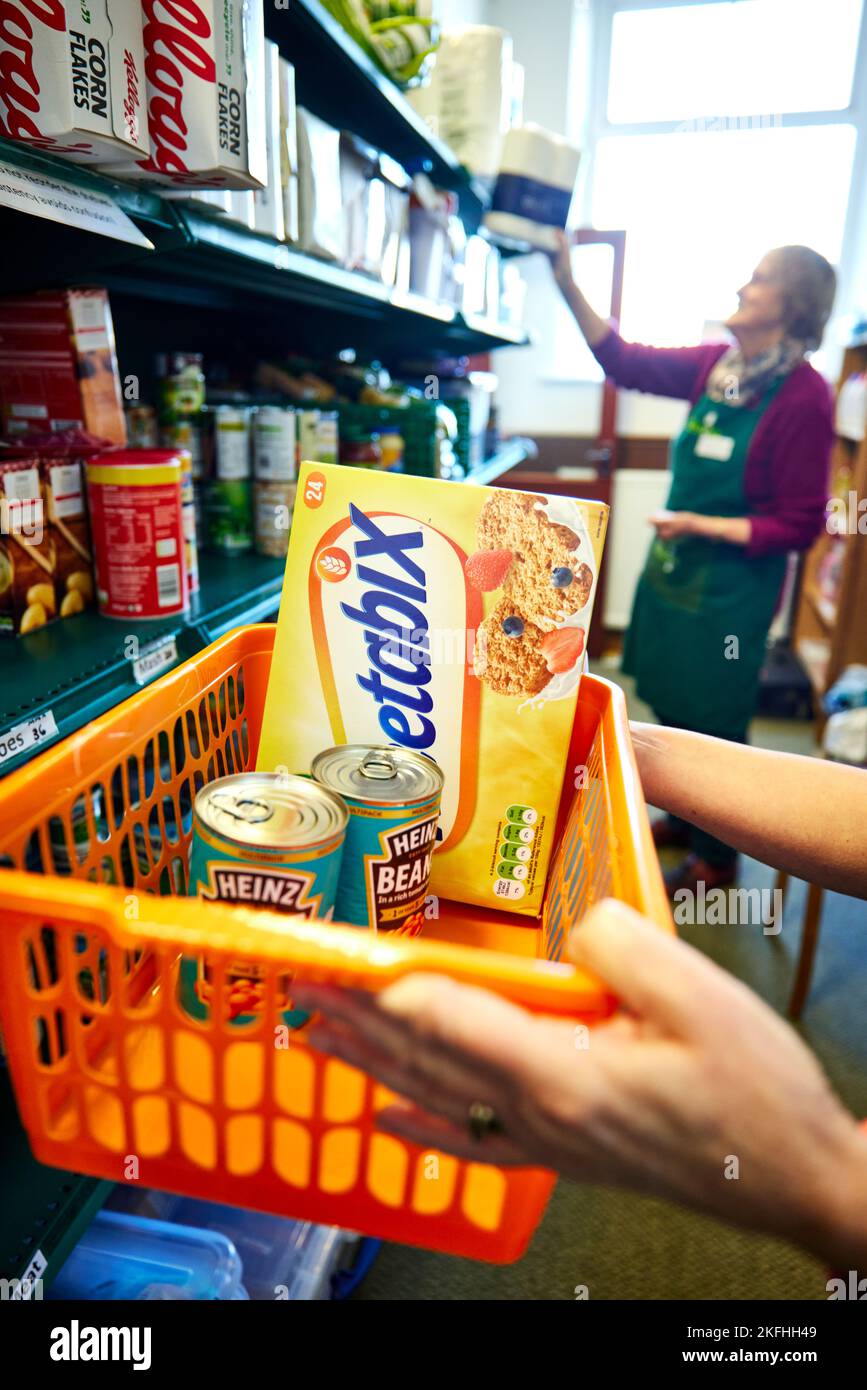 Una banca del cibo del villaggio nel Lancashire Regno Unito Foto Stock