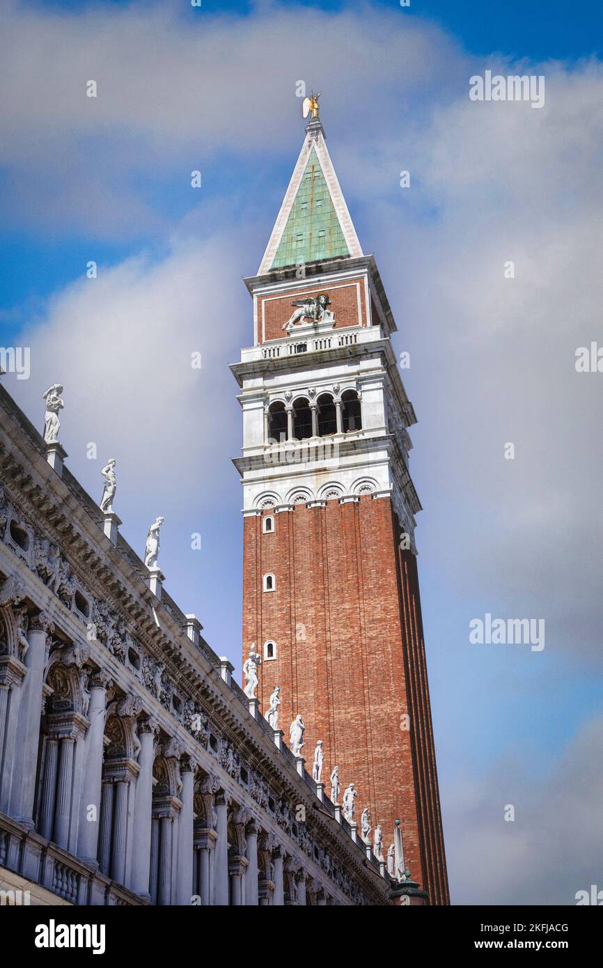 Il Campanile di Piazza San Marco, Venezia, Italia. Foto Stock