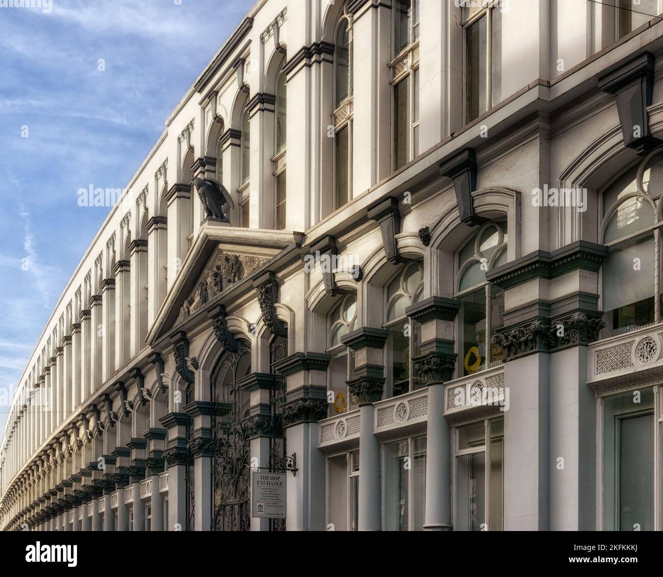 LONDRA, Regno Unito - 29 OTTOBRE 2022: Vista esterna dell'edificio Hop Exchange in Southwark Street Foto Stock