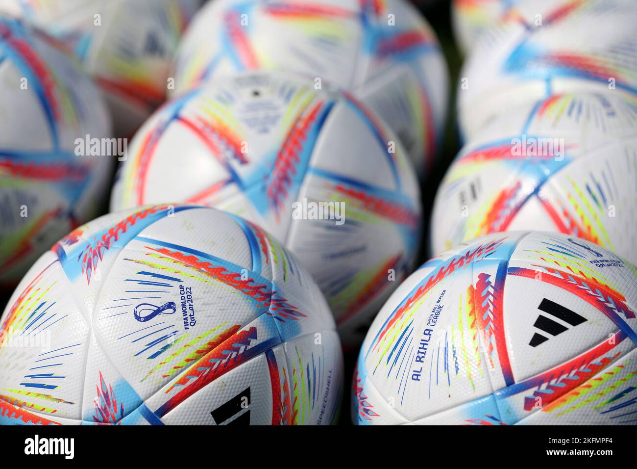 Una visione generale di un Adidas al Rihla, pallone ufficiale per le partite della Coppa del mondo FIFA 2022 a Doha, in Qatar, il 19 novembre 2022. Foto: Igor Kralj/PIXSELL Credit: Pixsell photo & video agency/Alamy Live News Foto Stock