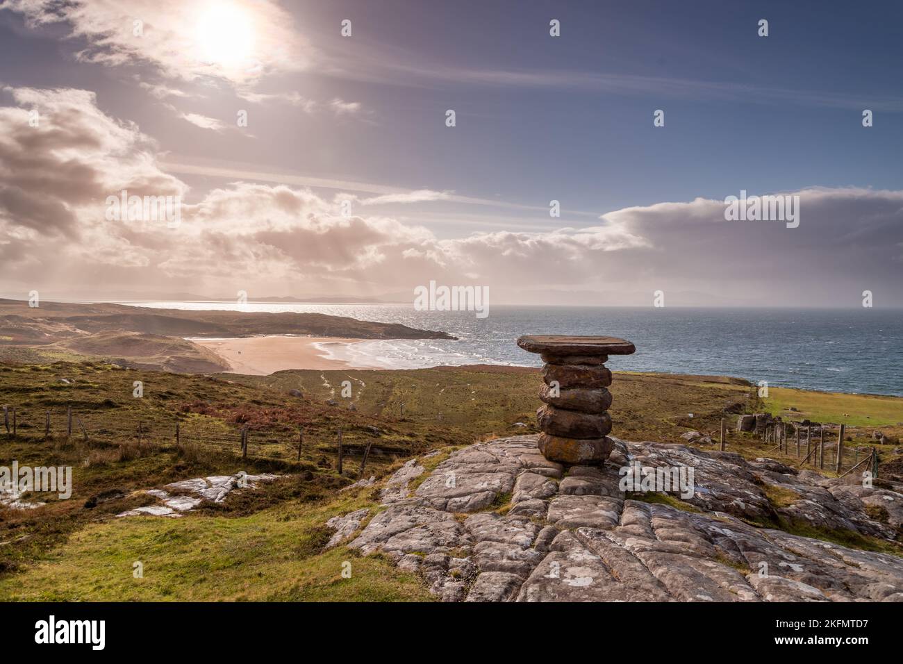 Spiaggia di Red Point vicino a Gairloch sulla costa atlantica della Scozia nord-occidentale Foto Stock