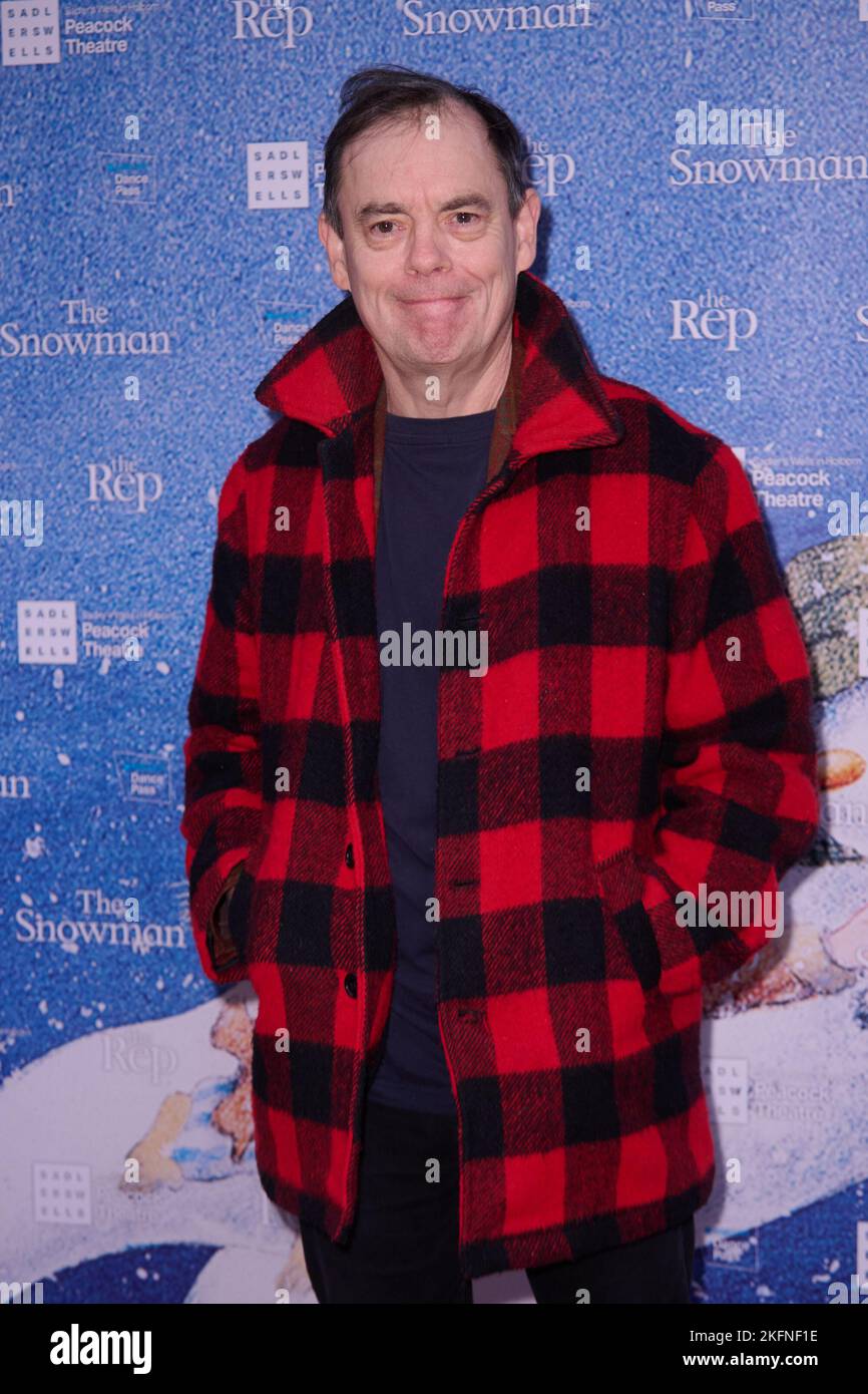 Londra, Regno Unito . 19 novembre 2022 . Kevin Eldon ha ritratto al 25th° anniversario di Snowman spettacolo di gala tenuto al Peacock Theatre. Credit: Alan D West/EMPICS/Alamy Live News Foto Stock