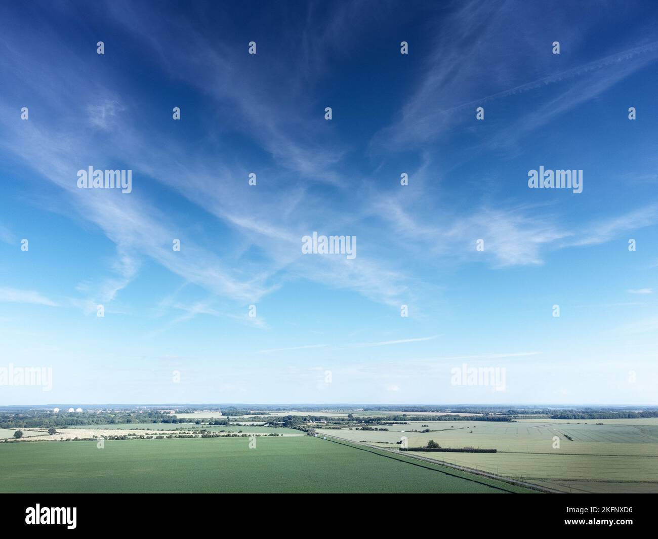 Vista dall'alto della campagna inglese a Norfolk Foto Stock