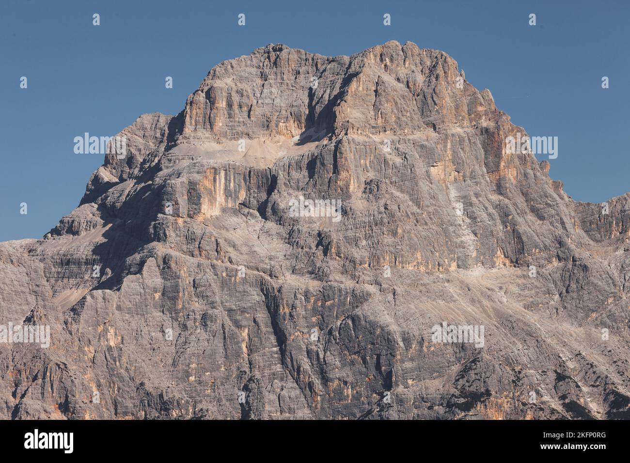 Particolare di una parete verticale nelle Dolomiti Foto Stock